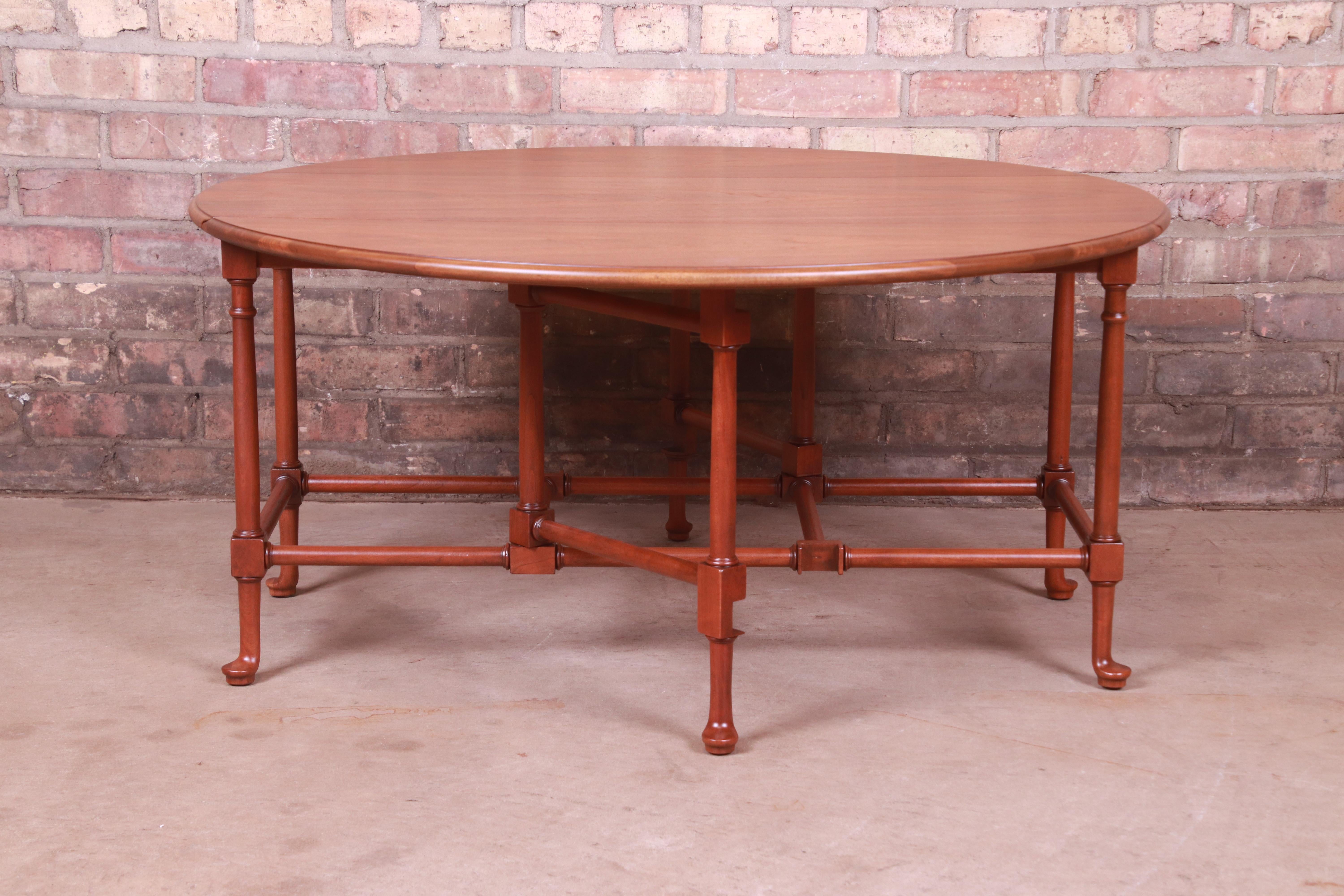 20th Century Baker Furniture Queen Anne Walnut Drop Leaf Coffee Table, Newly Refinished For Sale