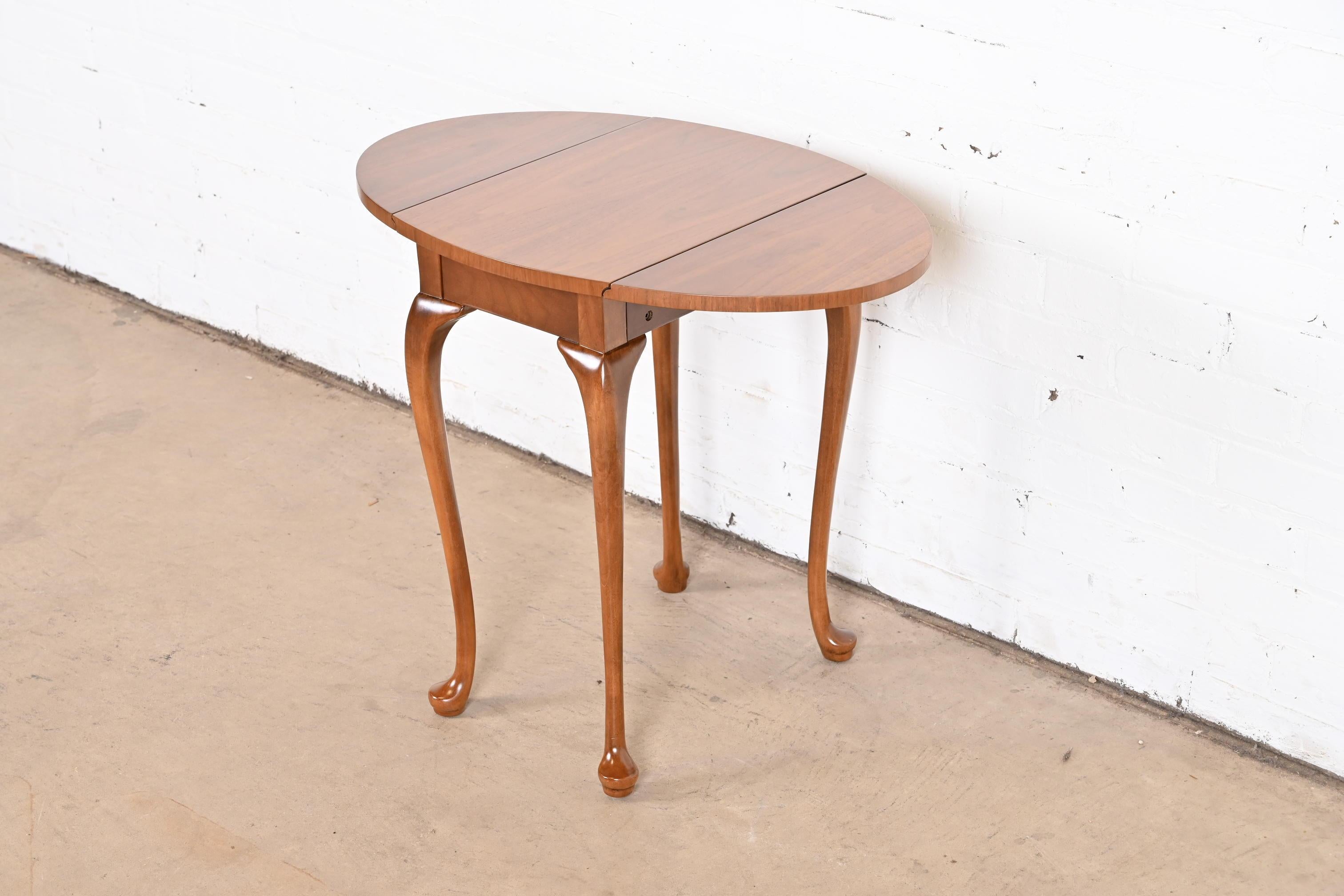 American Baker Furniture Queen Anne Walnut Petite Drop Leaf Tea Table, Newly Refinished For Sale