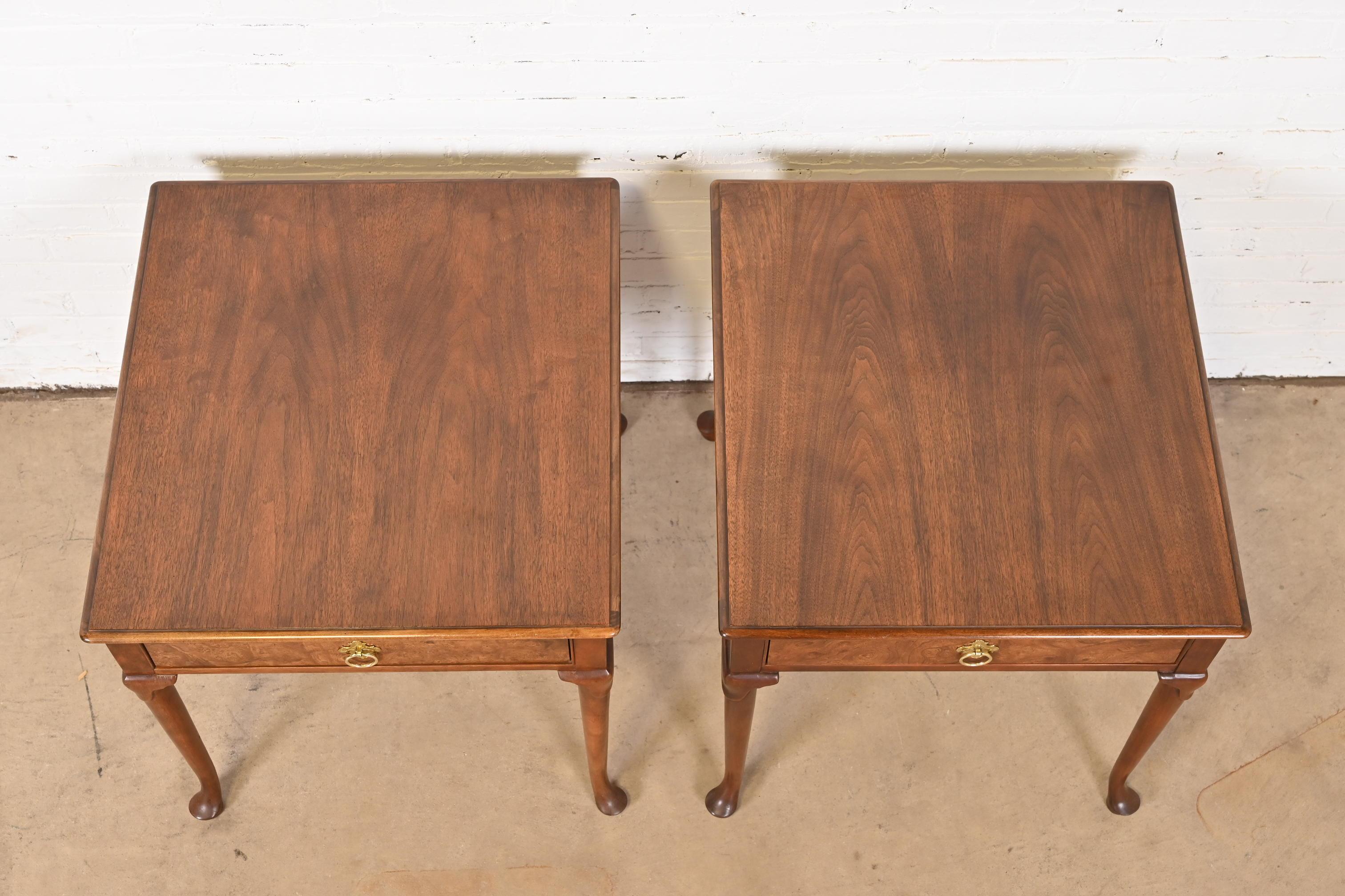 Baker Furniture Regency Burled Walnut Nightstands or Side Tables, Pair For Sale 7