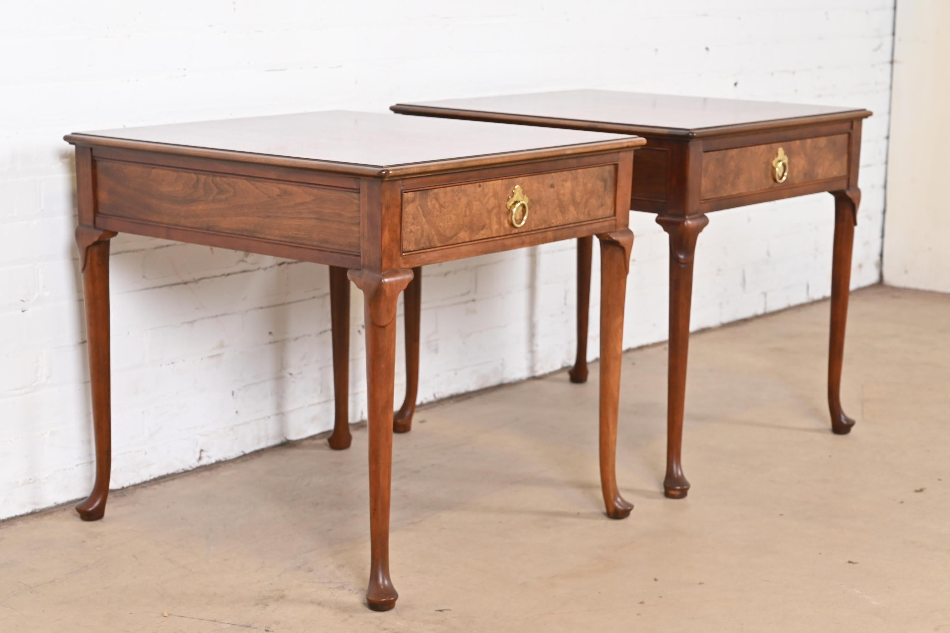 Baker Furniture Regency Burled Walnut Nightstands or Side Tables, Pair For Sale 1