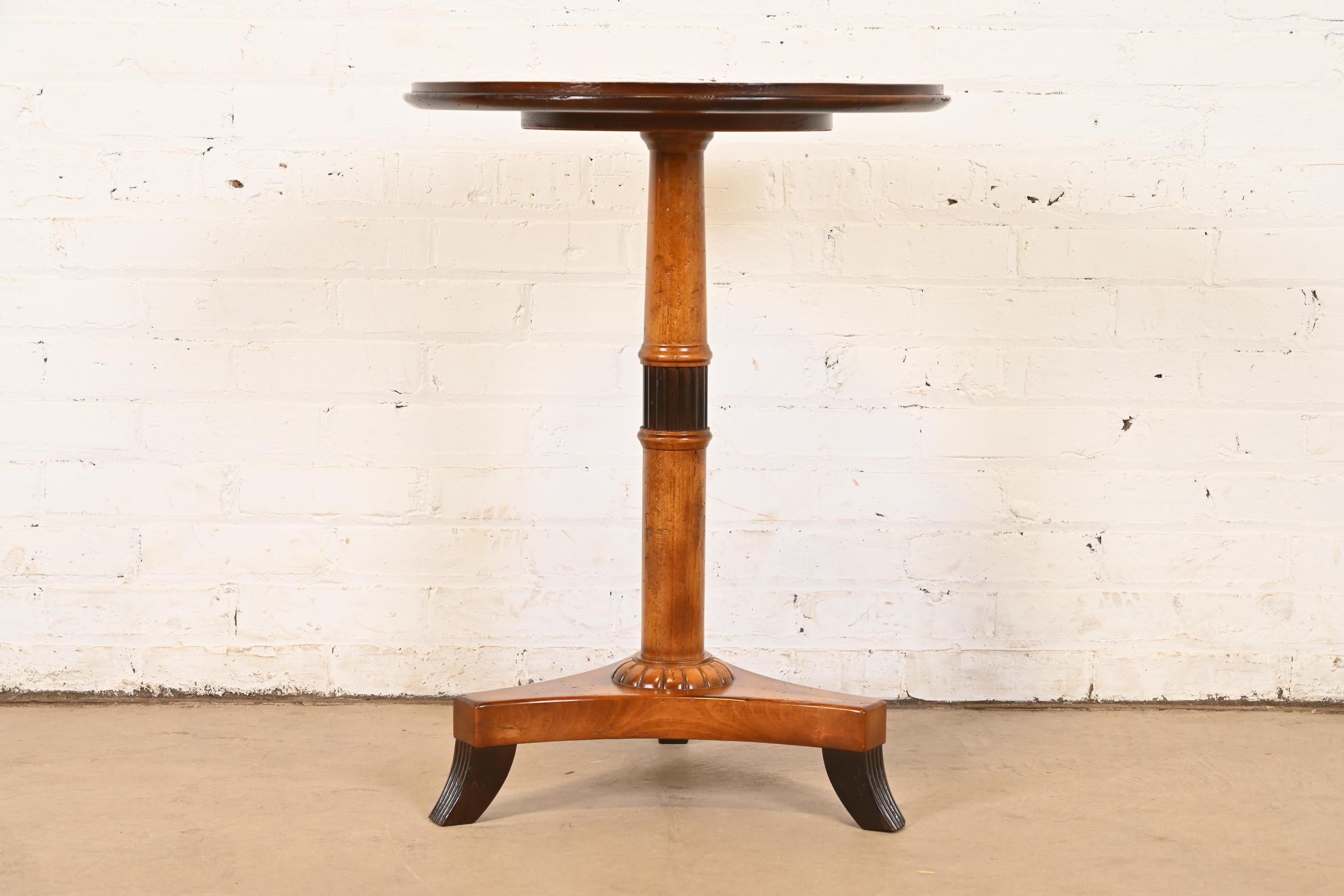 Baker Furniture Regency Pedestal Side Table For Sale 3
