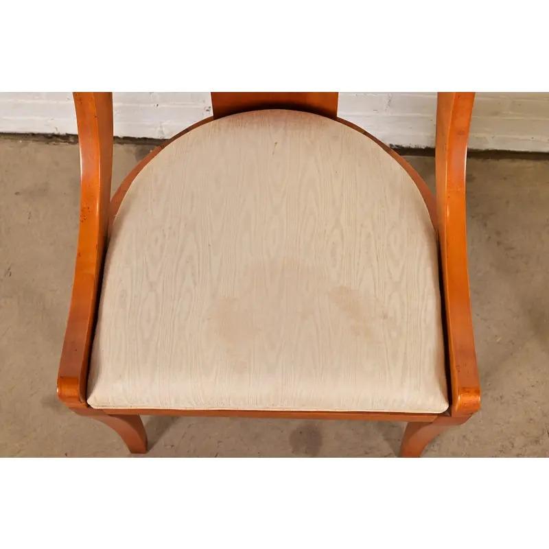 Baker Furniture Regency Solid Cherry Wood Dining Chairs, Set of Four im Angebot 1