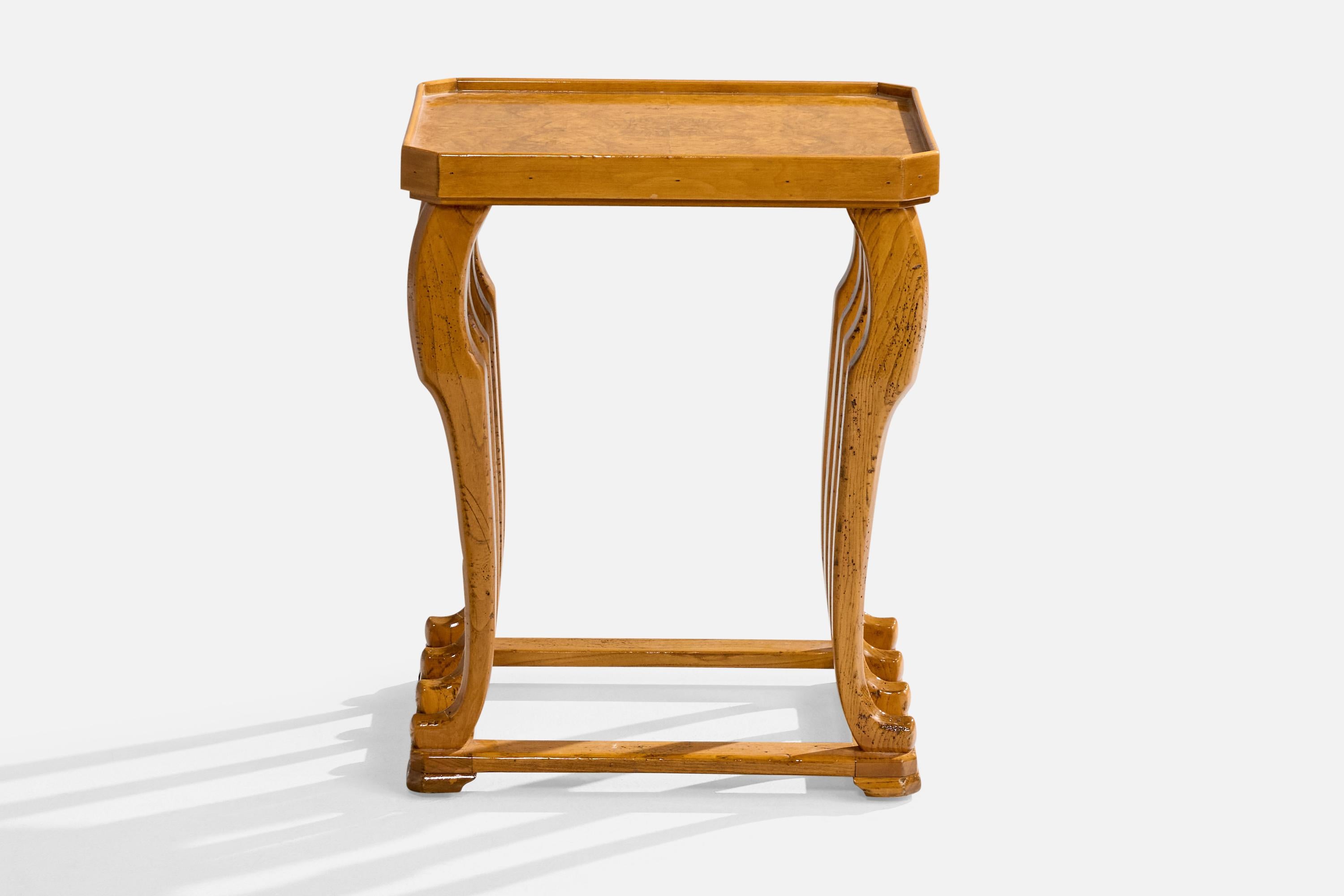Baker Furniture, Mesas auxiliares, Madera, EE.UU., Década de 1980 finales del siglo XX