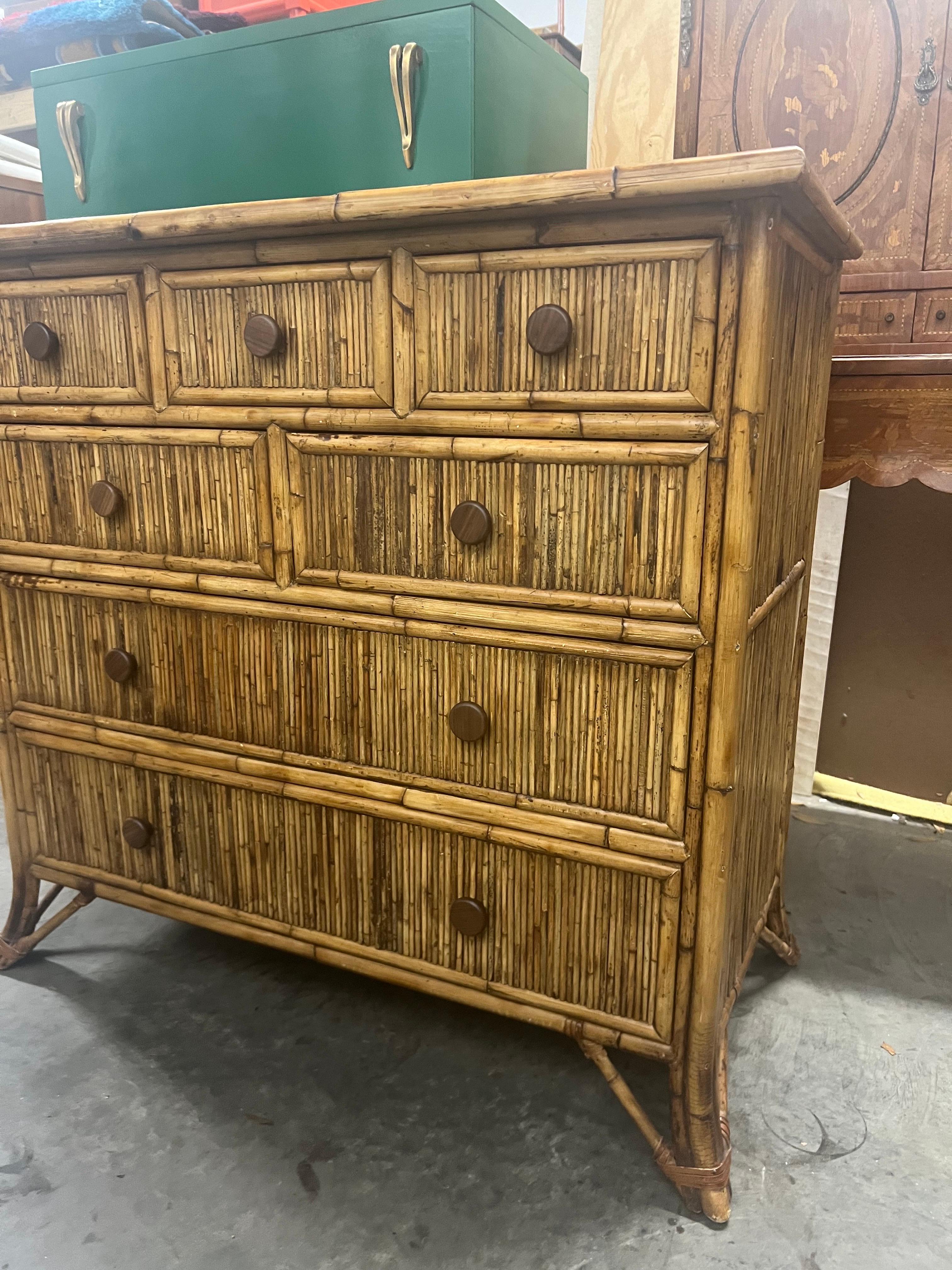 Baker Furniture Split Reed Bamboo 7 Drawer Chest In Good Condition For Sale In Charleston, SC