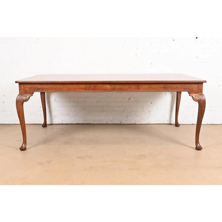 Queen Anne Baker Furniture Stately Homes Chippendale Burled Walnut Dining Table, Refinished For Sale