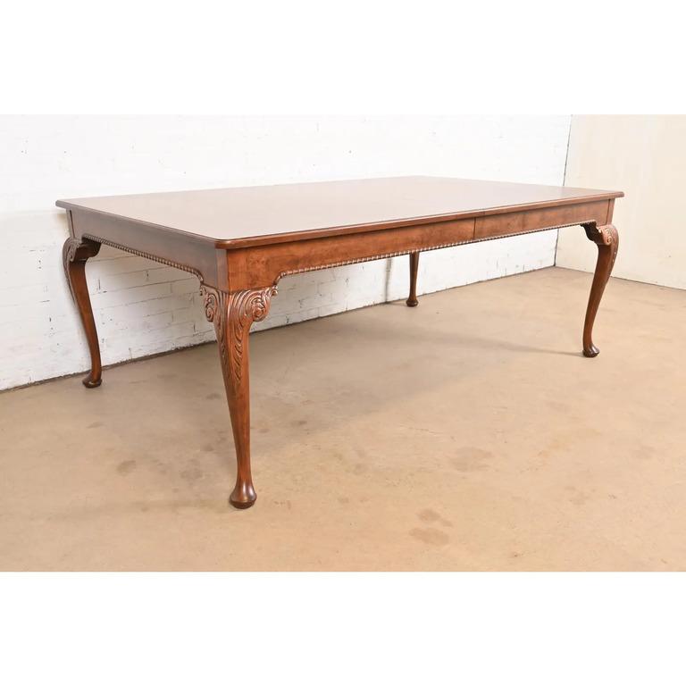 20th Century Baker Furniture Stately Homes Chippendale Burled Walnut Dining Table, Refinished For Sale