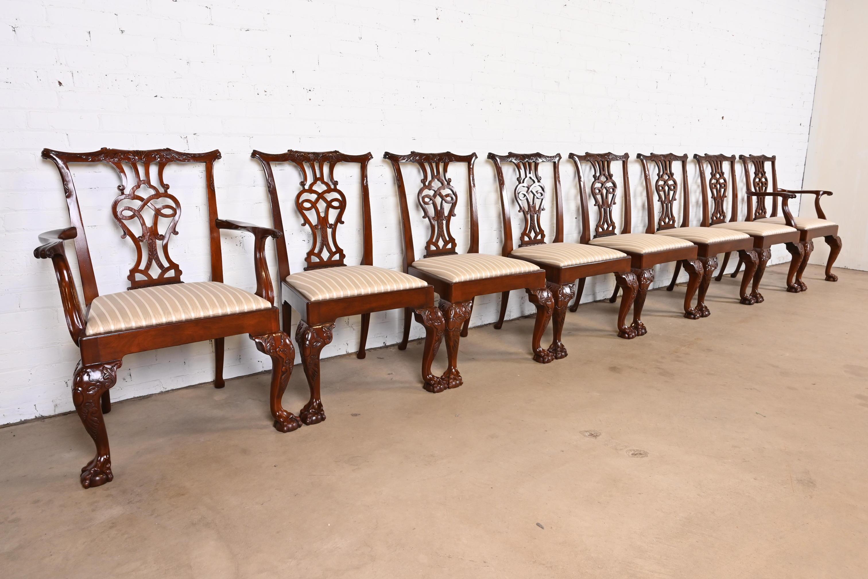 Baker Furniture Stately Homes Chippendale Carved Mahogany Dining Chairs, Eight In Good Condition For Sale In South Bend, IN