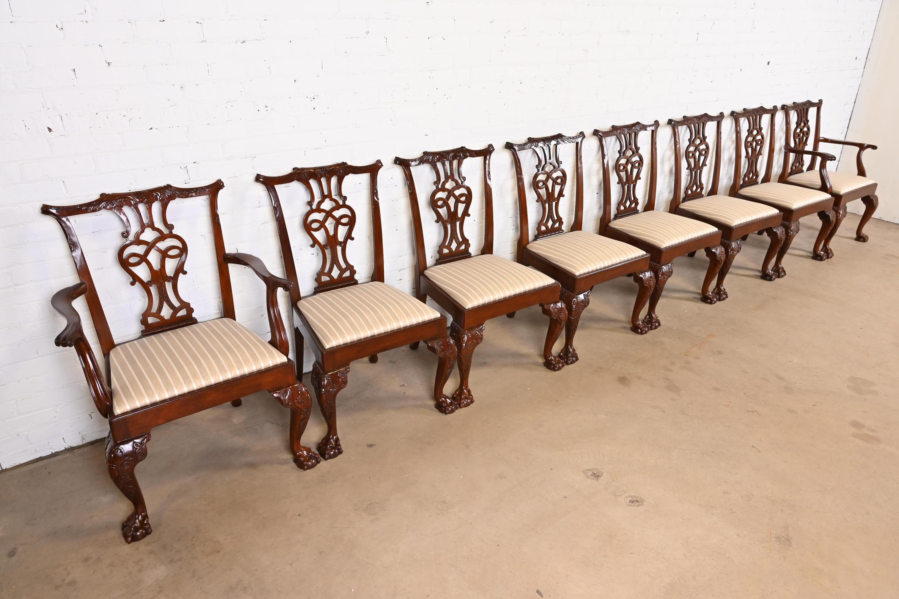 Late 20th Century Baker Furniture Stately Homes Chippendale Carved Mahogany Dining Chairs, Eight For Sale
