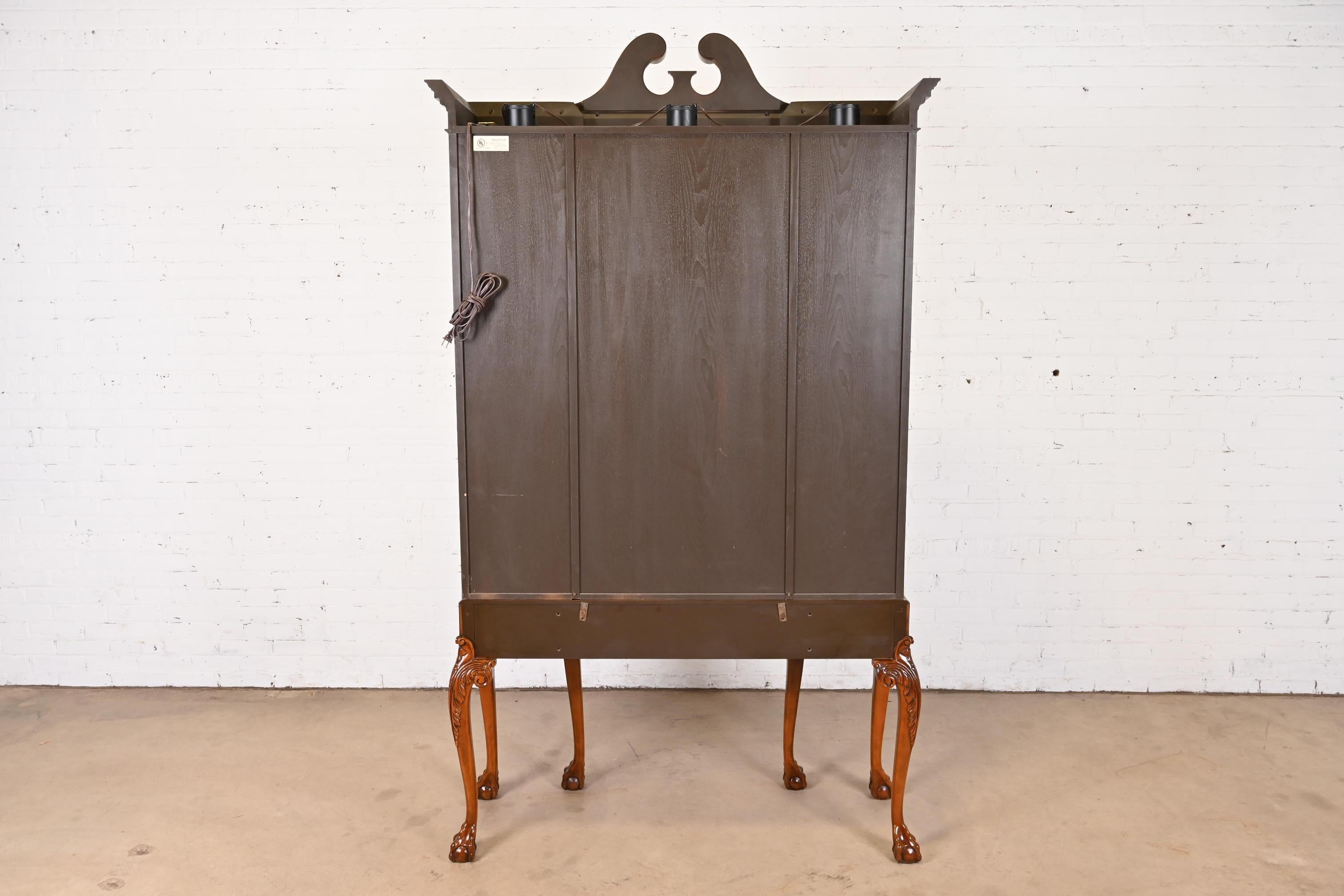 Baker Furniture Stately Homes Chippendale Walnut Breakfront Cabinet or Bookcase For Sale 11