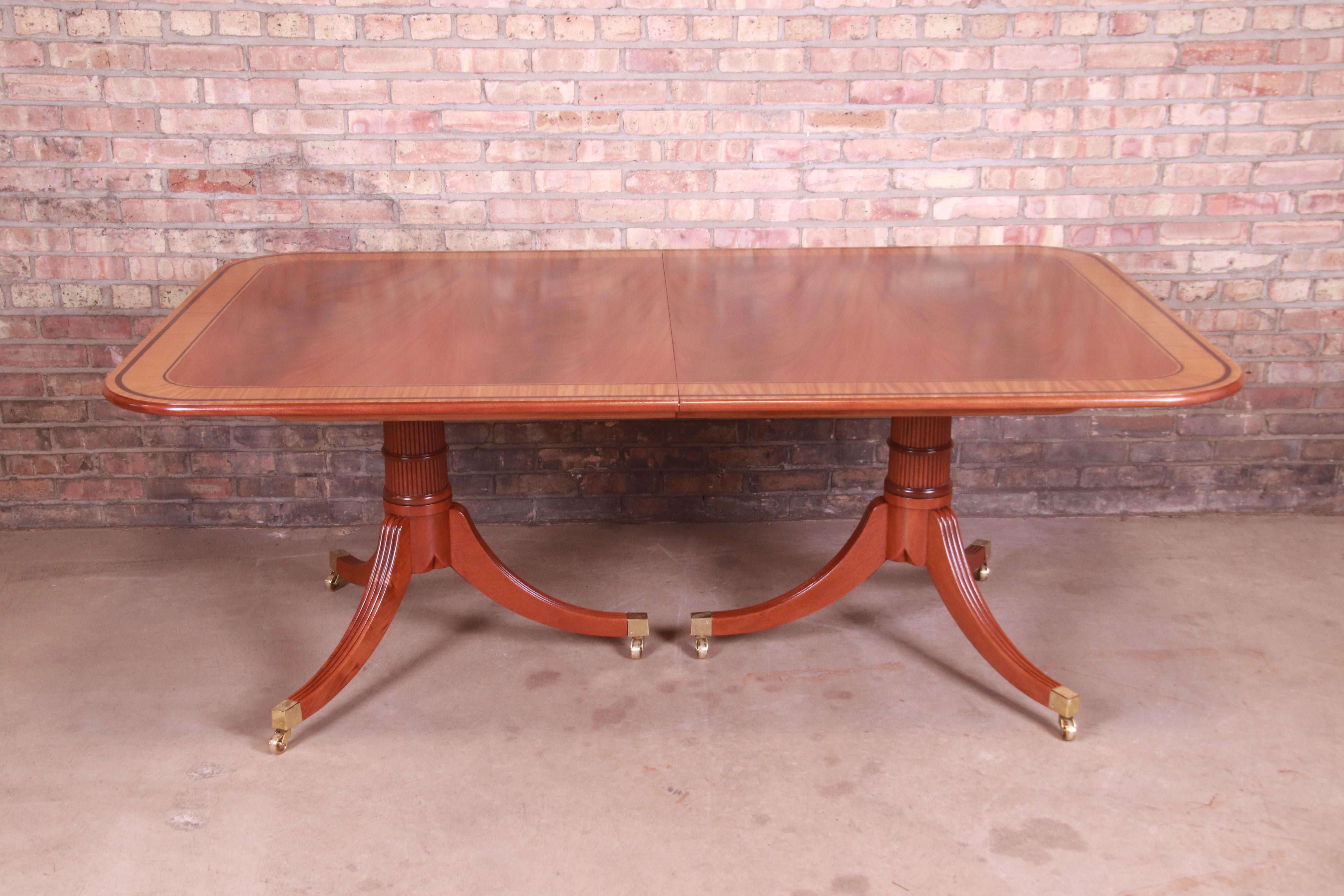 Baker Furniture Stately Homes Georgian Mahogany Dining Table, Newly Refinished For Sale 2