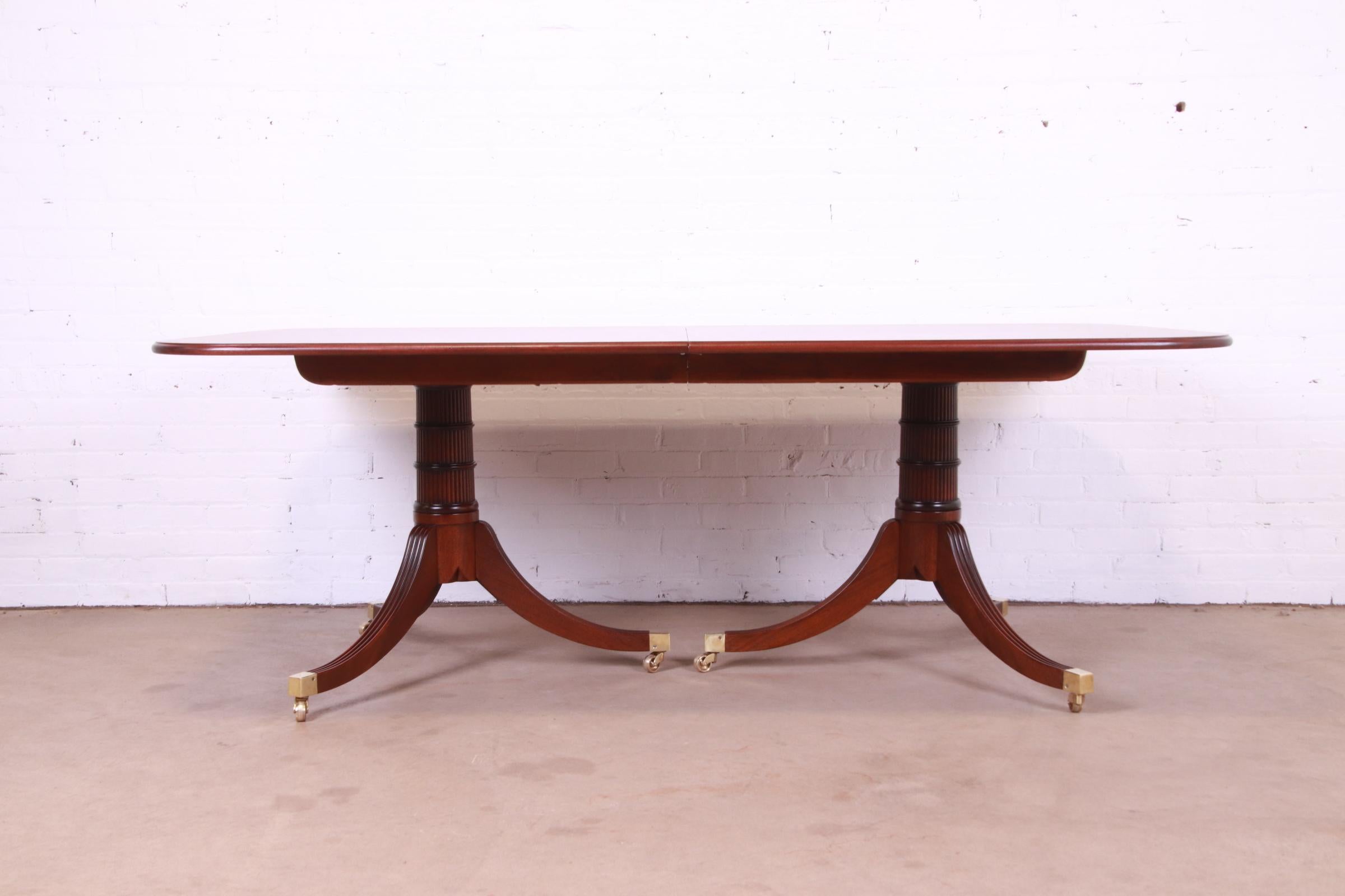 Baker Furniture Stately Homes Georgian Mahogany Double Pedestal Dining Table 2