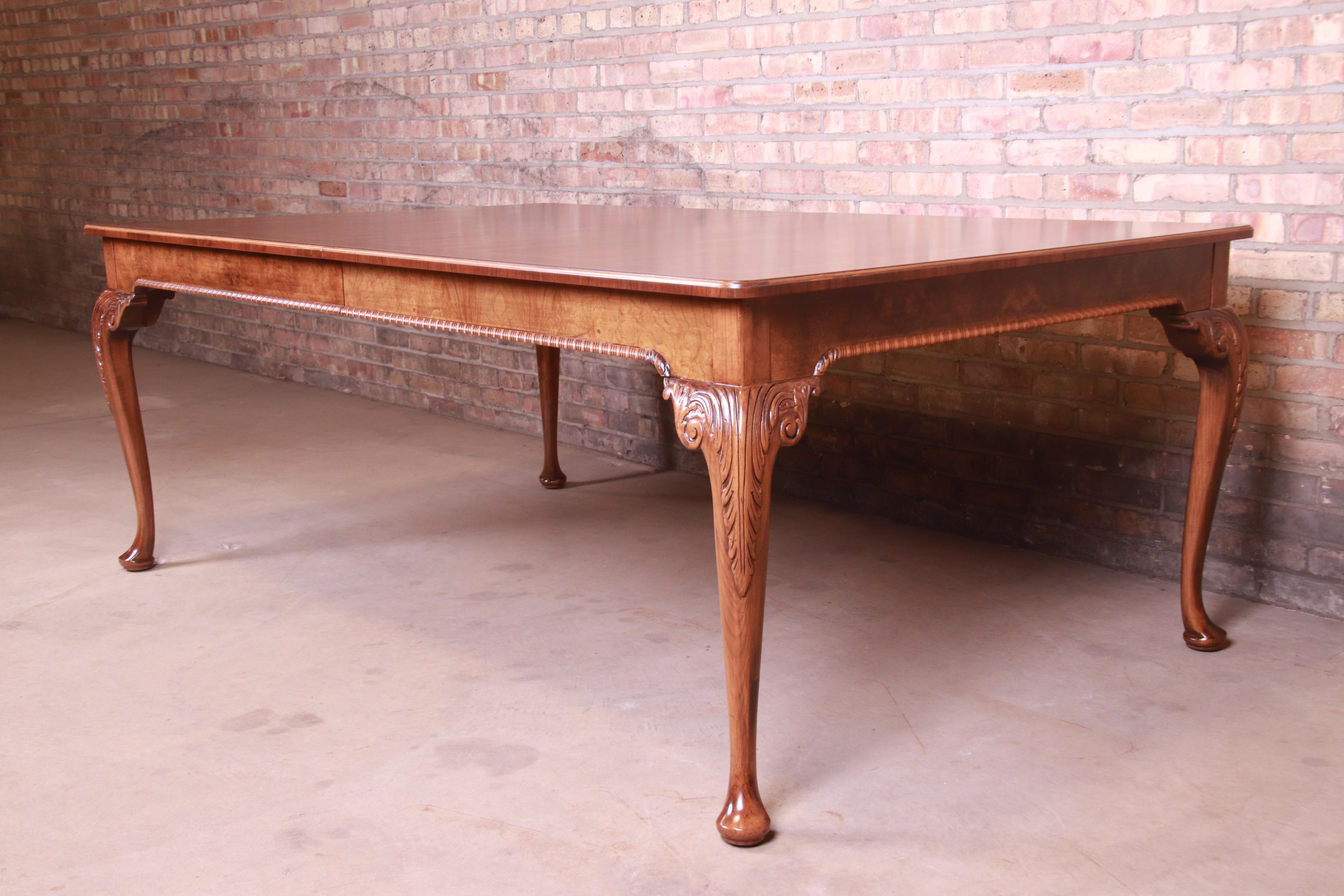 Baker Furniture Stately Homes Queen Anne Walnut Dining Table, Newly Refinished For Sale 4