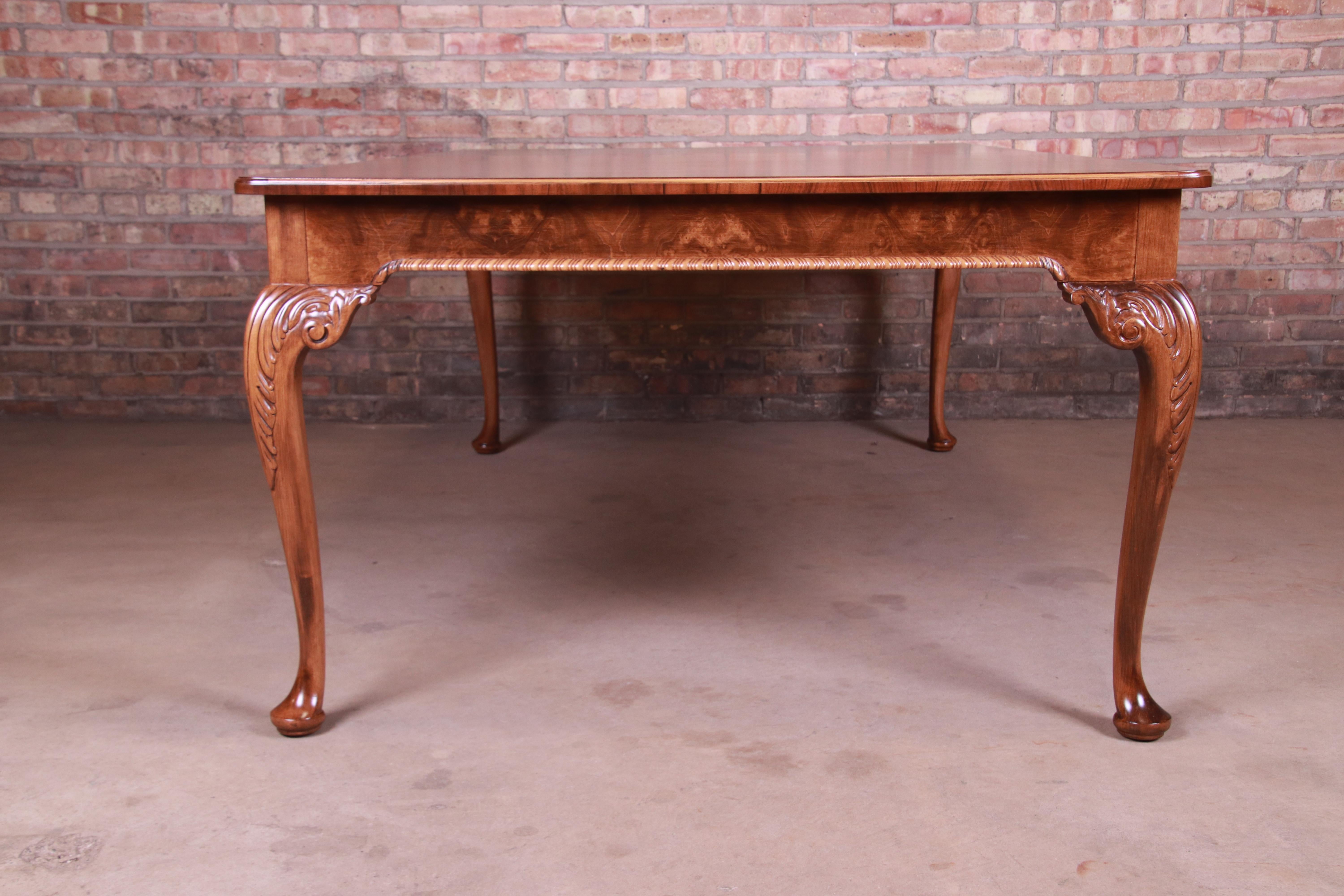 Baker Furniture Stately Homes Queen Anne Walnut Dining Table, Newly Refinished For Sale 9