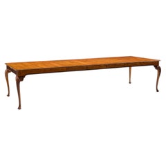 Baker Furniture Stately Homes Queen Anne Walnut Dining Table with 3 Leaves