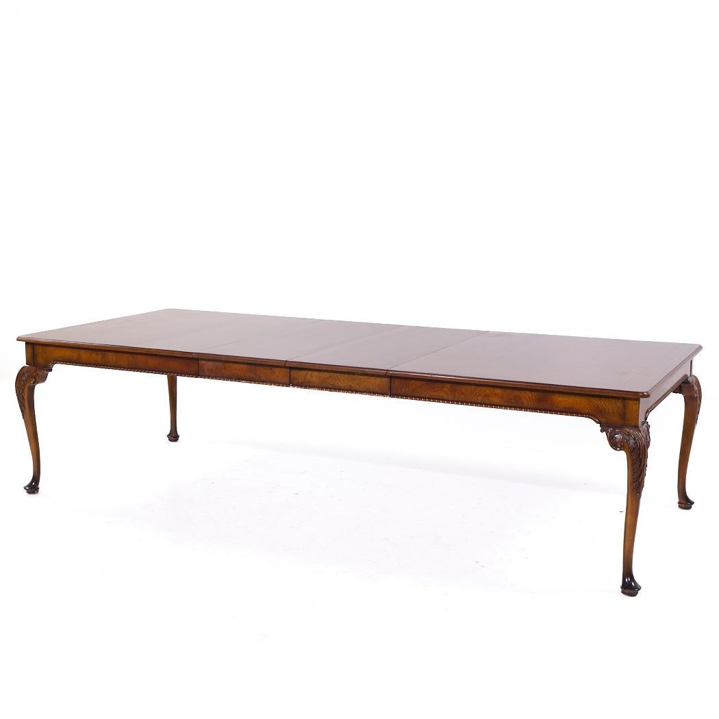 Table de salle à manger Queen Anne extensible Baker Furniture Stately Homes en vente 5