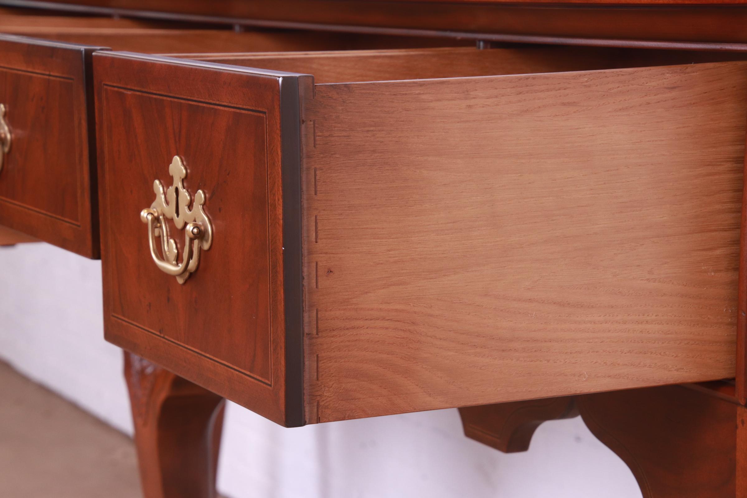 Baker Furniture Stately Homes Queen Anne Walnut Huntboard Sideboard, Refinished 5