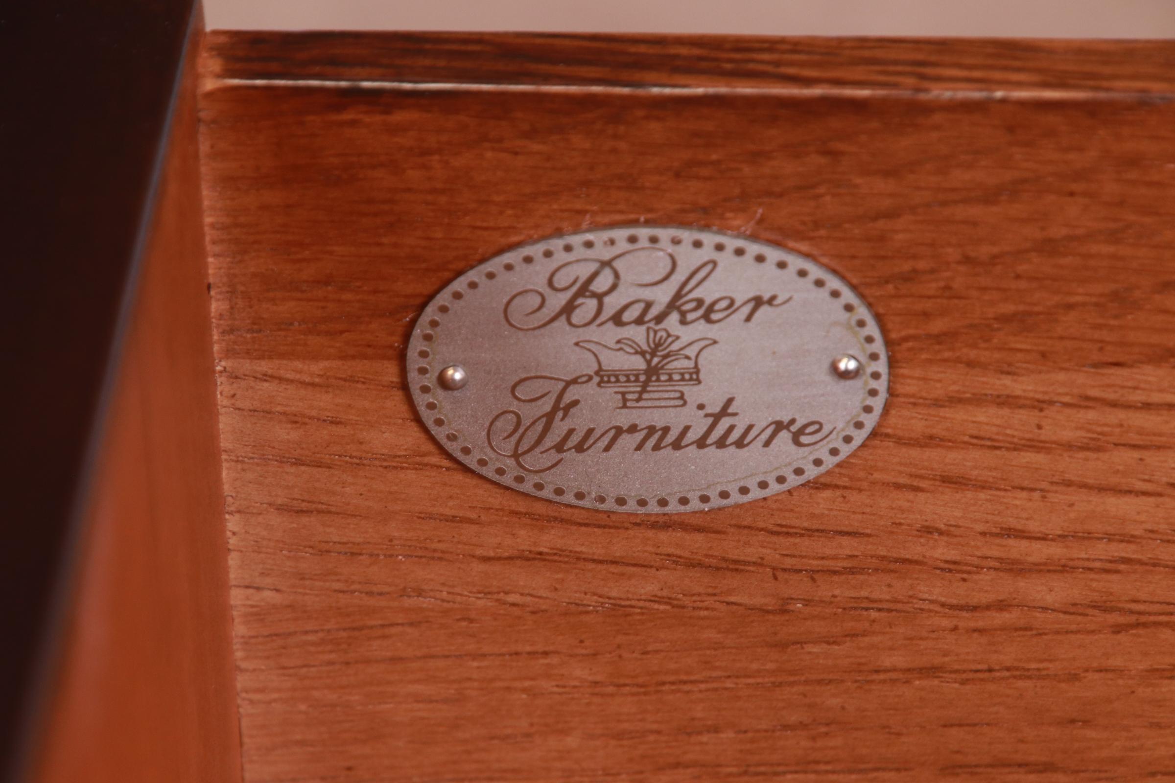 Baker Furniture Stately Homes Queen Anne Walnut Huntboard Sideboard, Refinished 6
