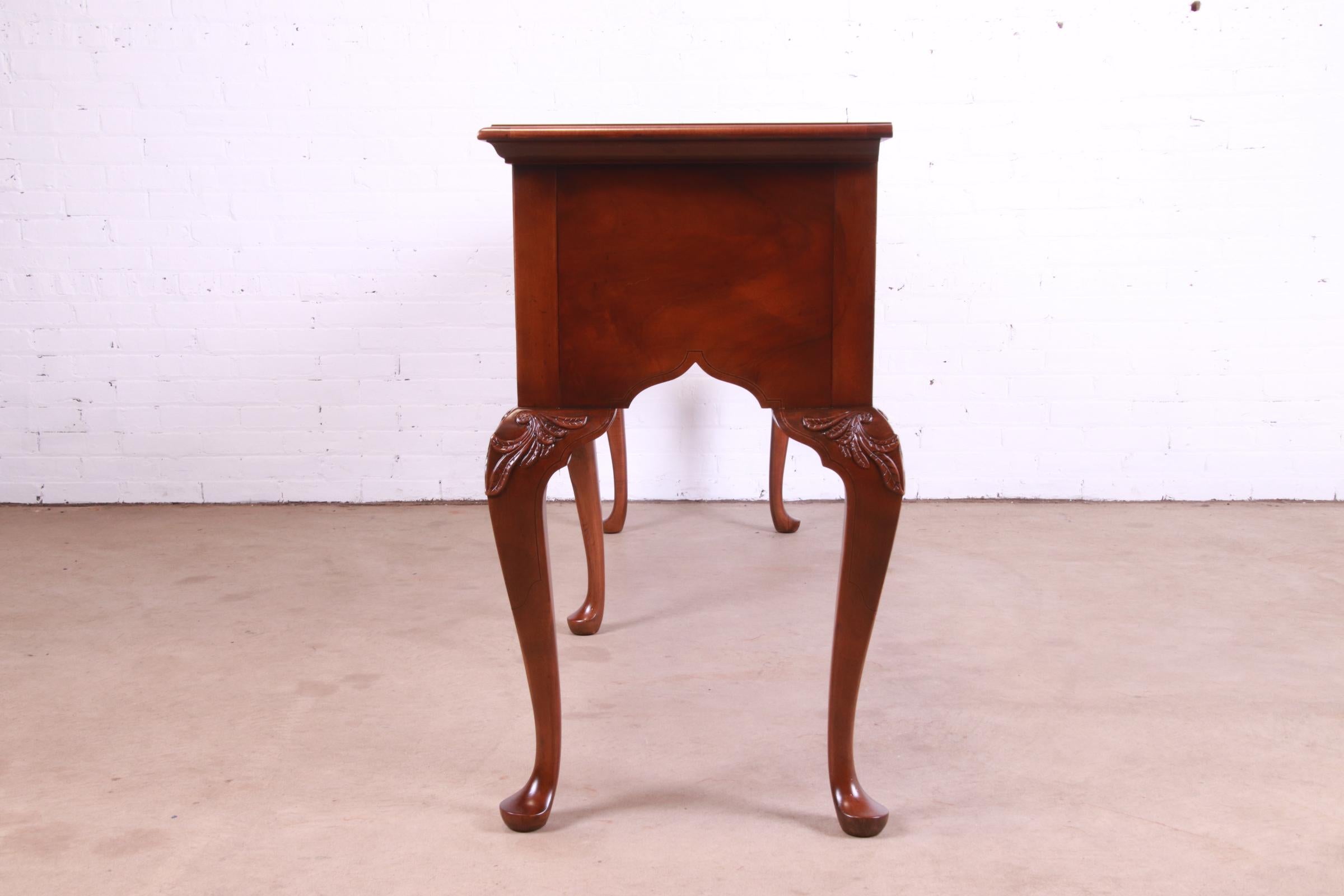 Baker Furniture Stately Homes Queen Anne Walnut Huntboard Sideboard, Refinished 13
