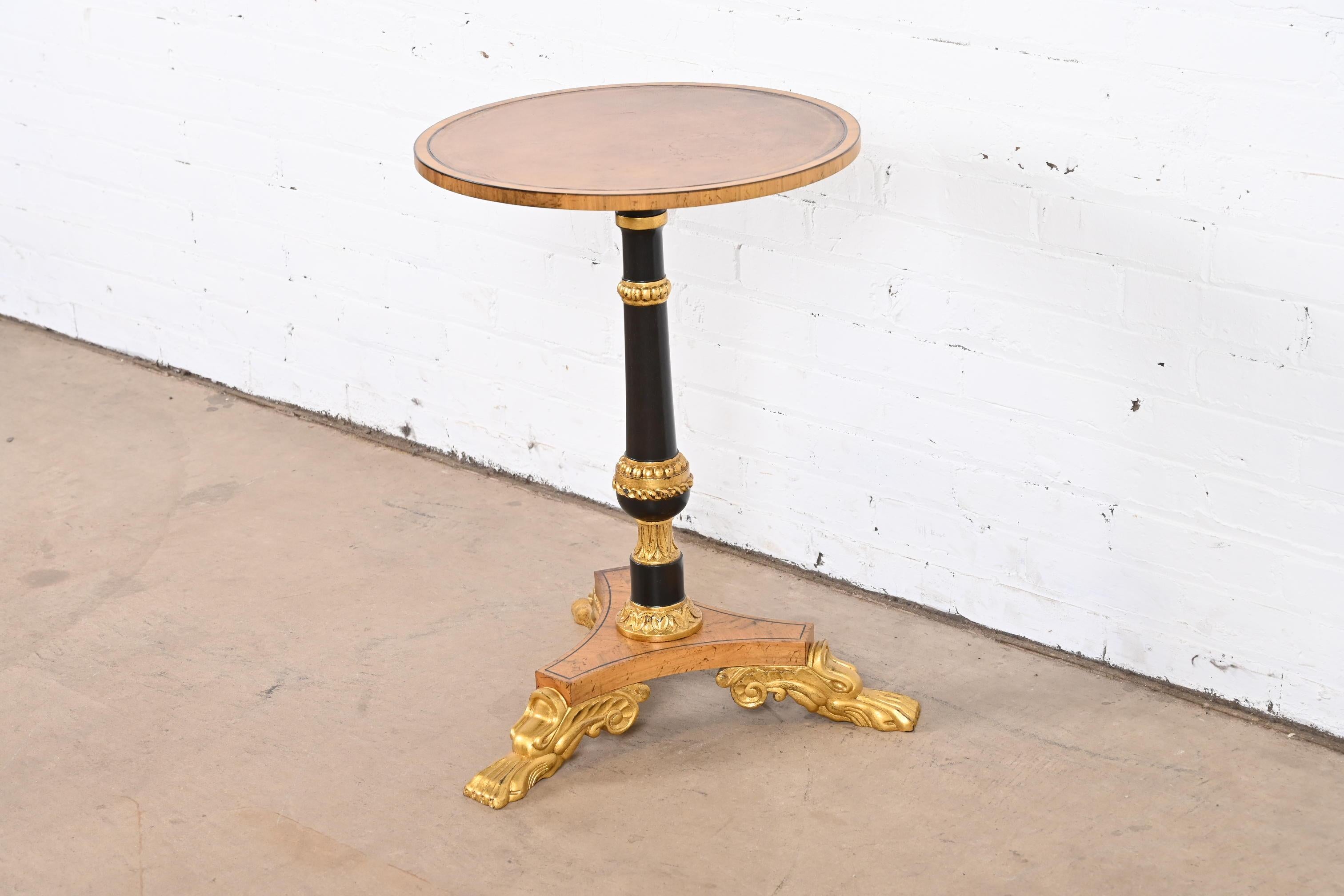 Baker Furniture Stately Homes Regency Ebonized and Giltwood Pedestal Side Table In Good Condition For Sale In South Bend, IN