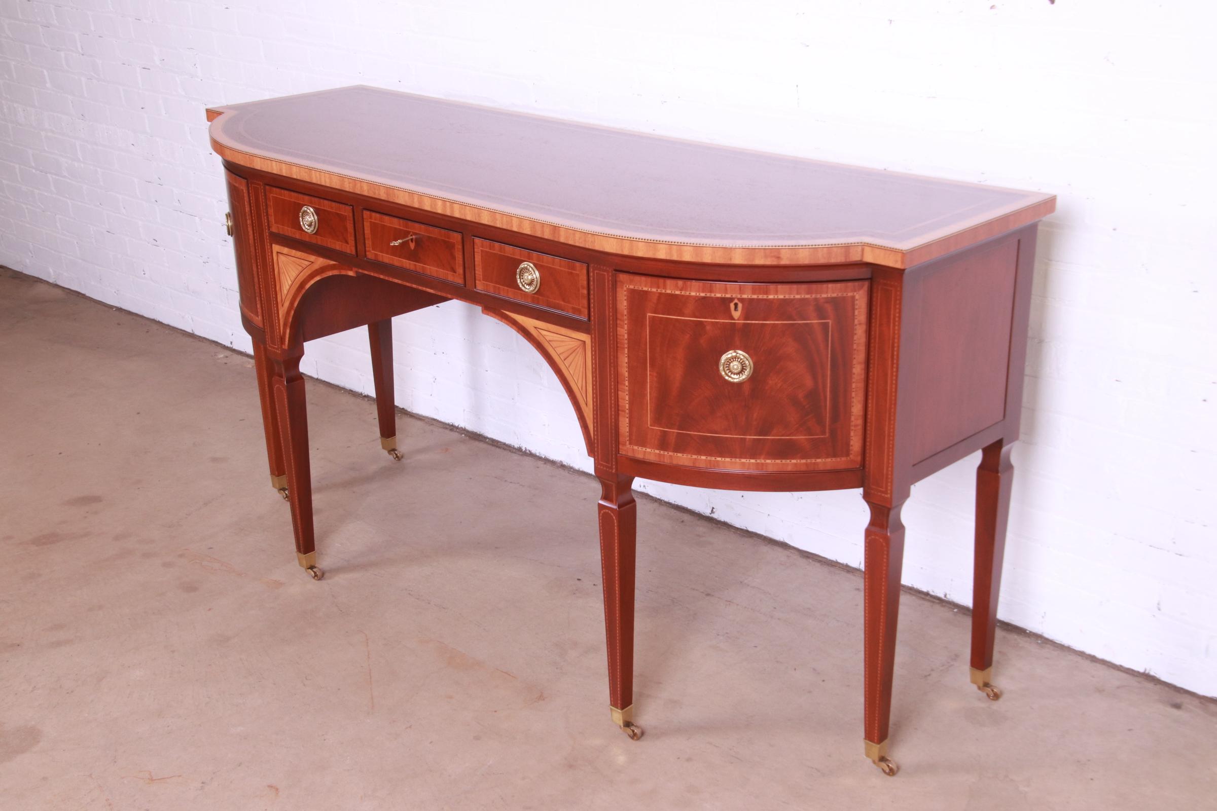 Baker Furniture Stately Homes Sheraton Bow Front Inlaid Mahogany Sideboard In Good Condition In South Bend, IN