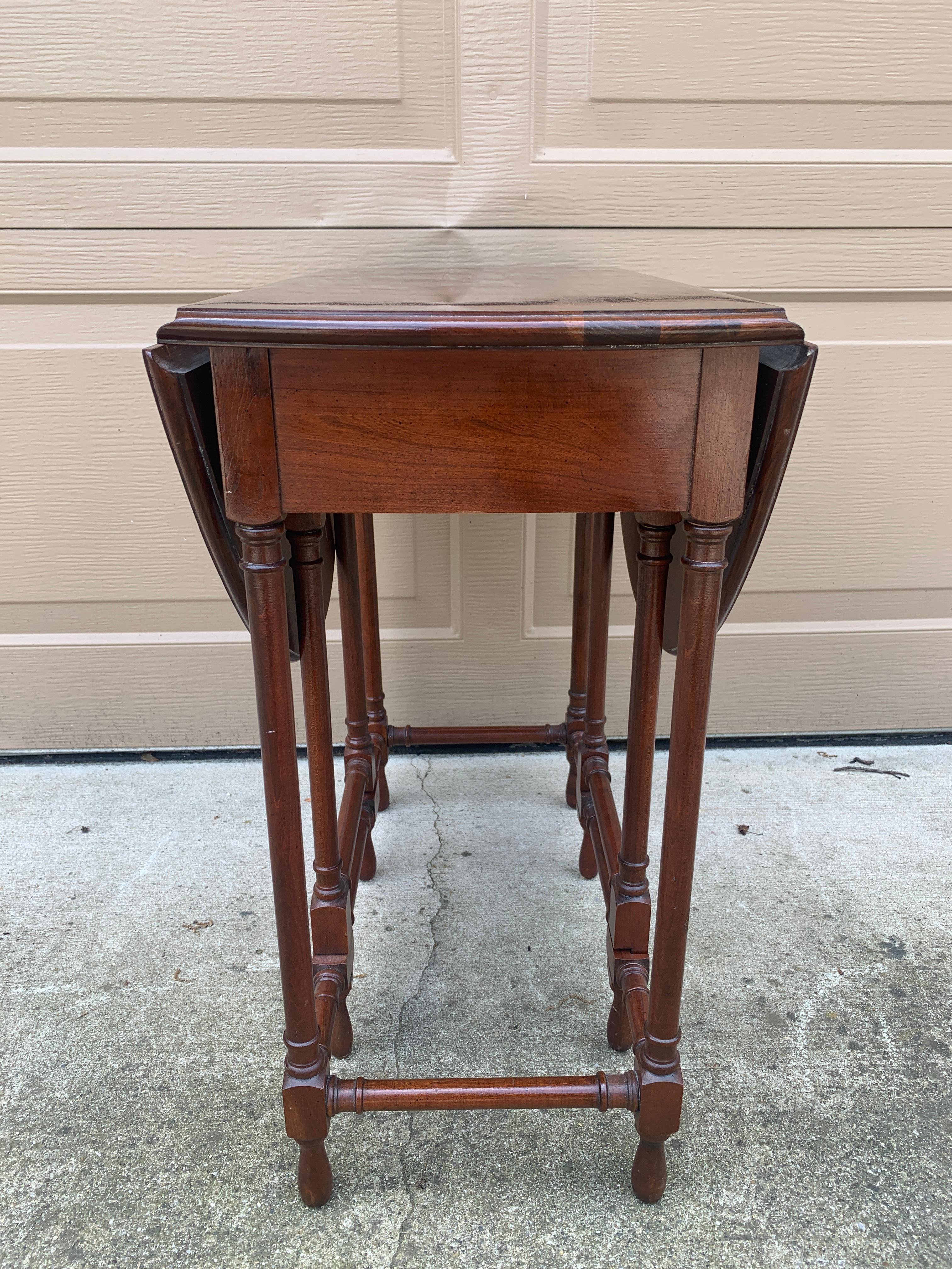 Baker Furniture Style American Colonial Solid Walnut Drop Leaf Side Table, 1960s 4