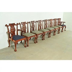 Sedie da pranzo in mogano intagliato stile Chippendale di Baker Furniture, set di otto sedie
