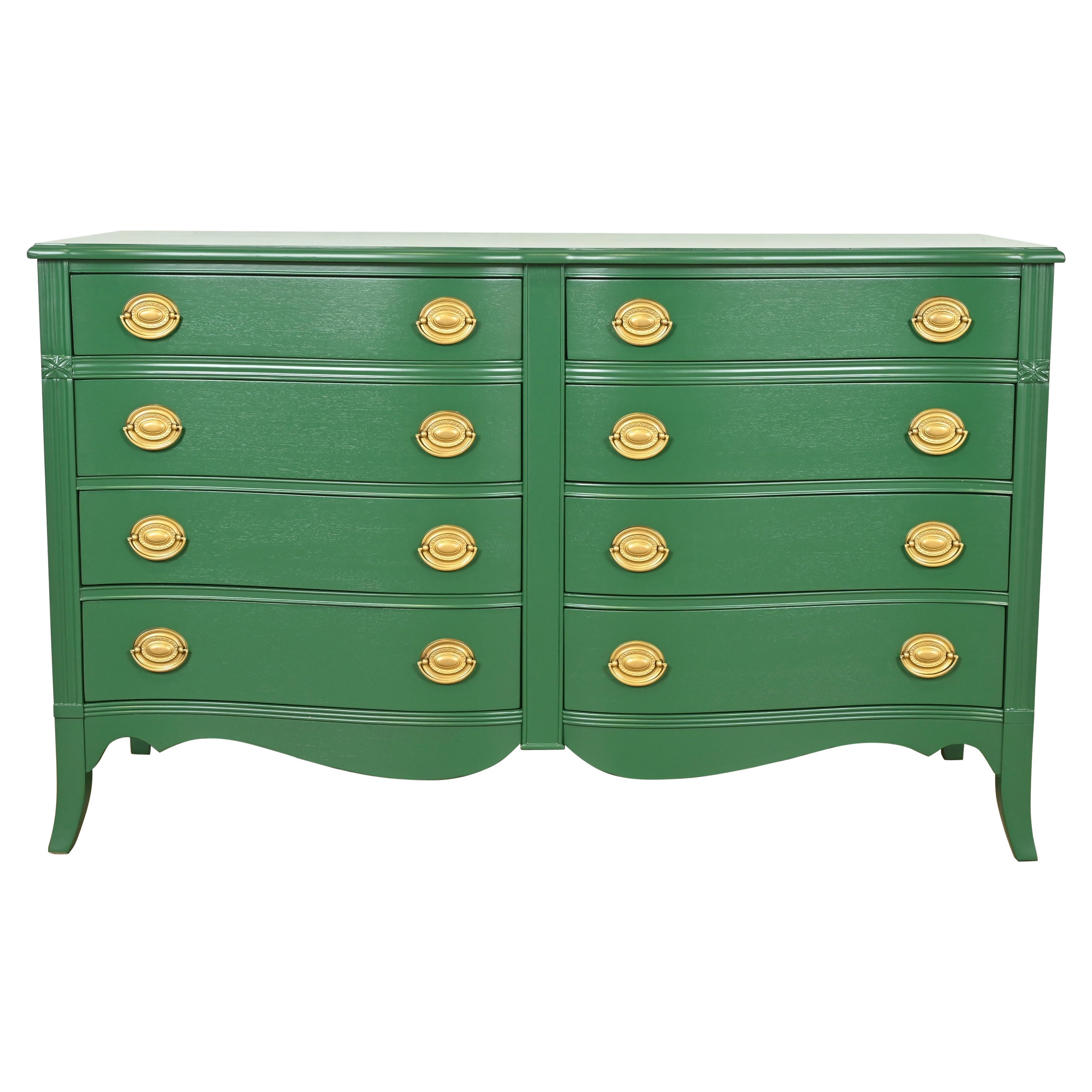 Baker Furniture Style Federal Green Lacquered Eight-Drawer Dresser, Refinished For Sale