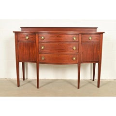 Crédence à buffet en acajou marqueté de style fédéral de Baker Furniture