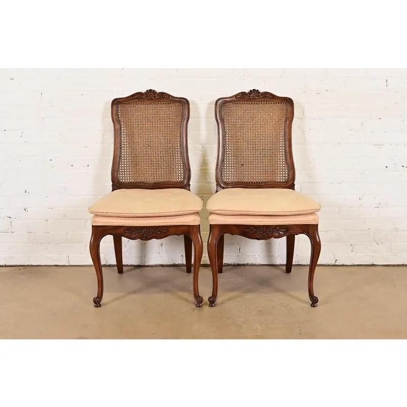 Baker Furniture Style French Provincial Louis XV Cane Back Dining Chairs, Pair (Louis XV.) im Angebot