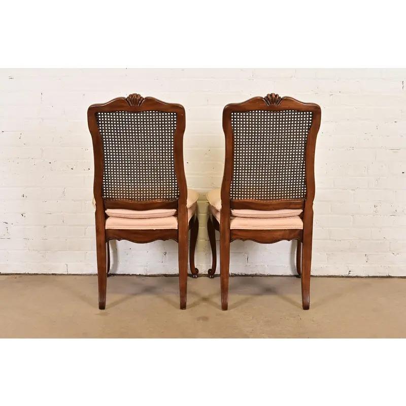 Baker Furniture Stil Französisch Provincial Louis XV Esszimmerstühle, Satz von acht im Angebot 4