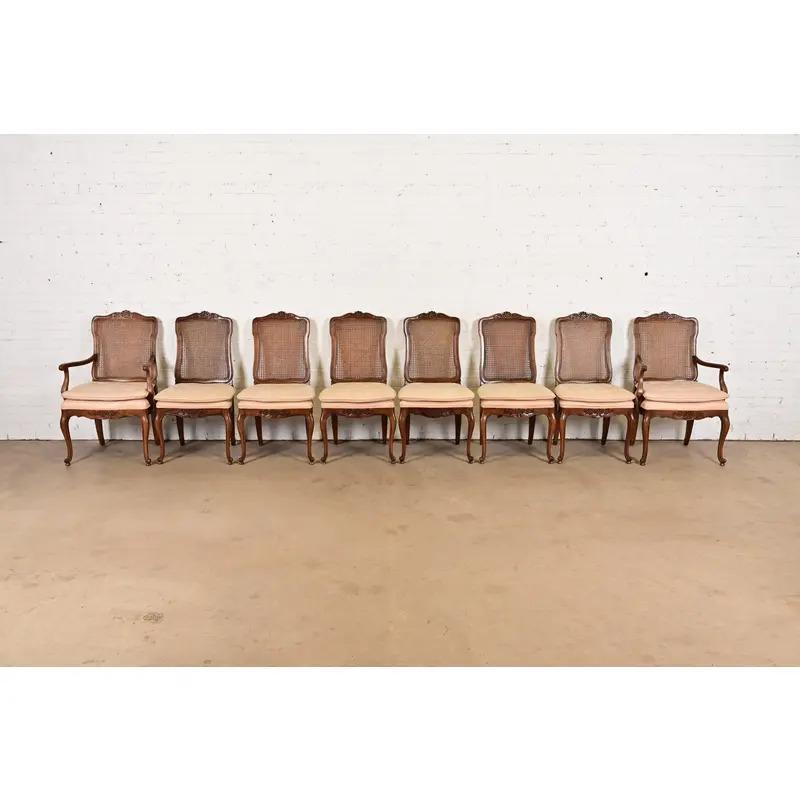 Baker Furniture Stil Französisch Provincial Louis XV Esszimmerstühle, Satz von acht (amerikanisch) im Angebot