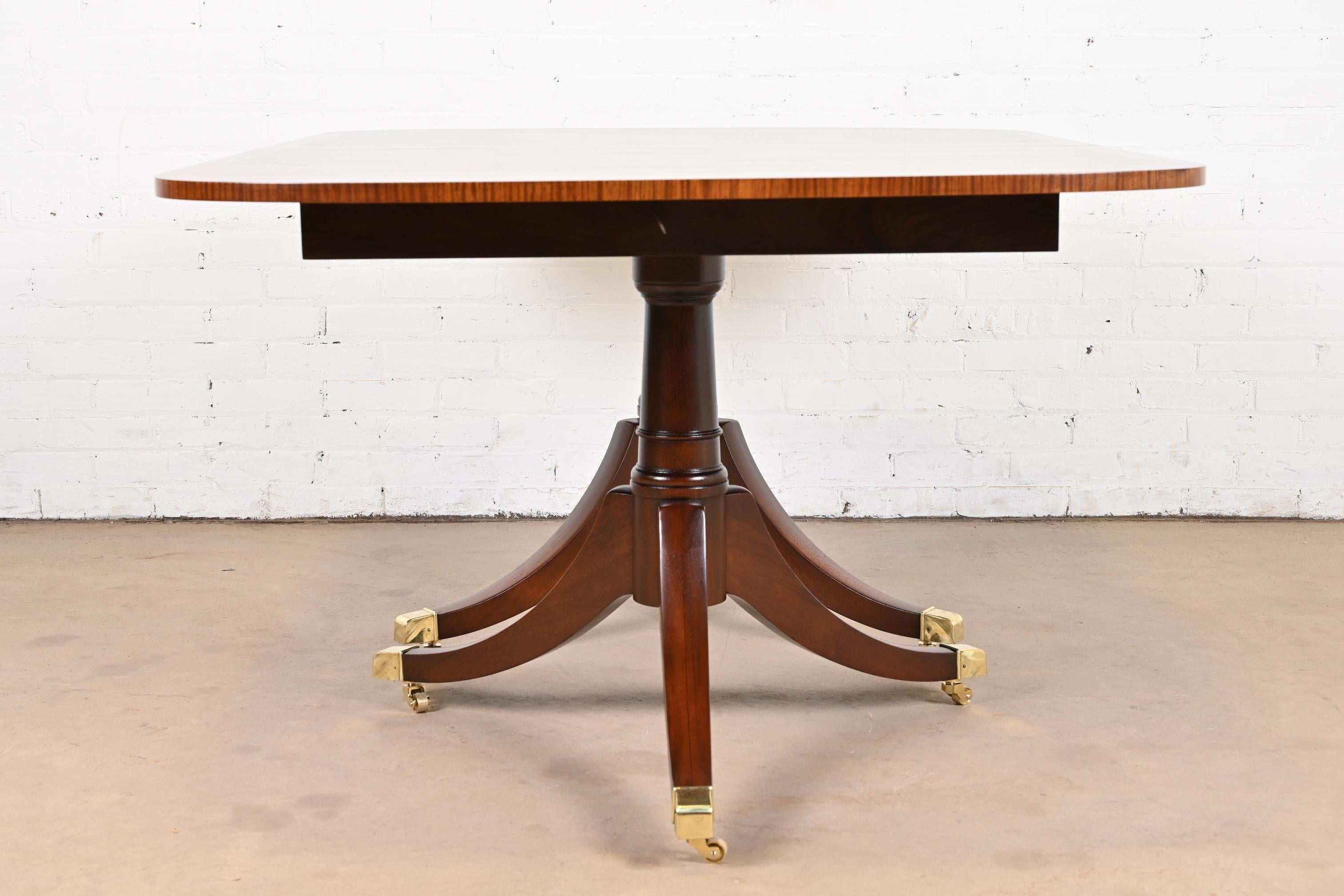 Baker Furniture Style Georgian Banded Mahogany Double Pedestal Dining Table For Sale 8