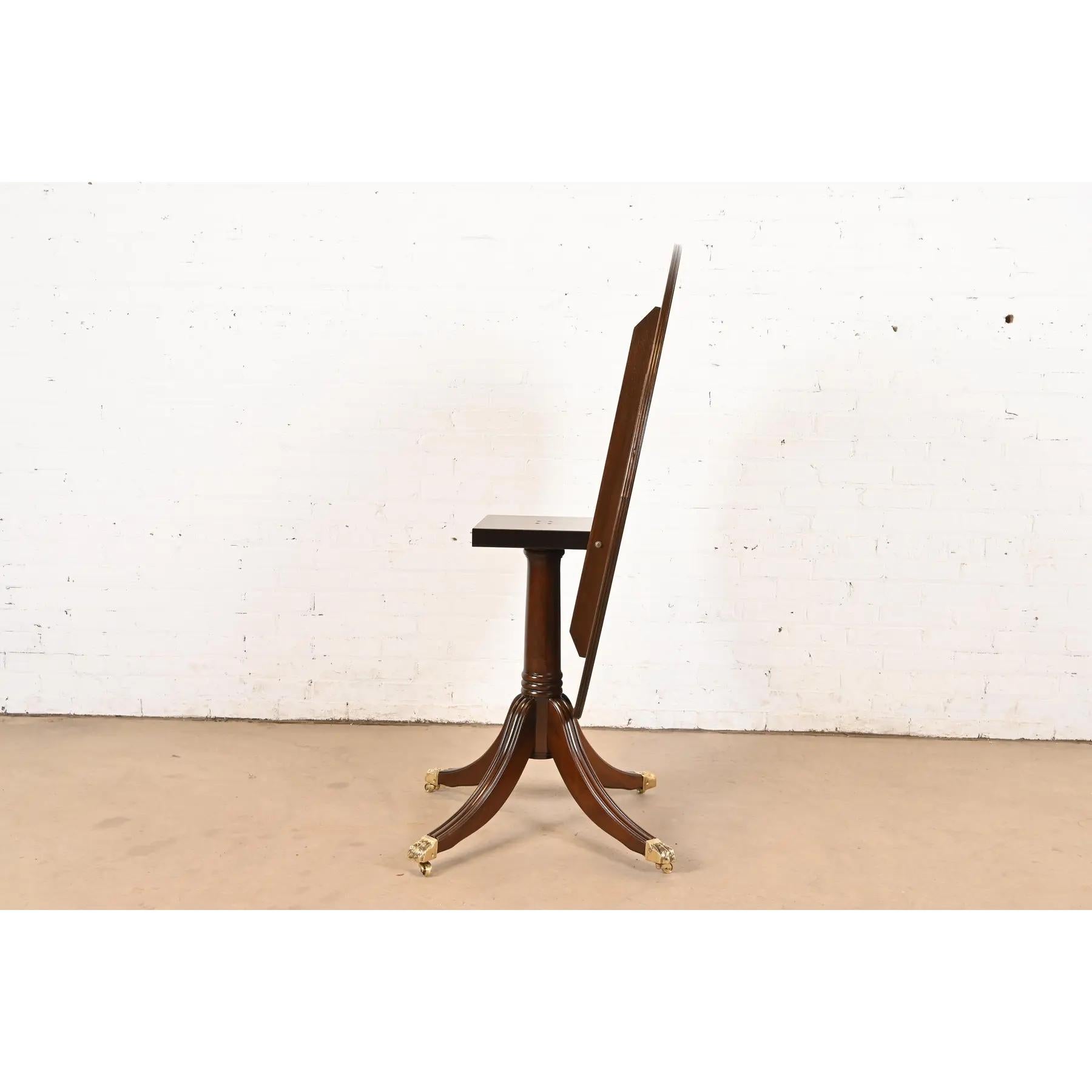 Baker Furniture Style Georgian Banded Mahogany Flip Top Dining, Refinished For Sale 5