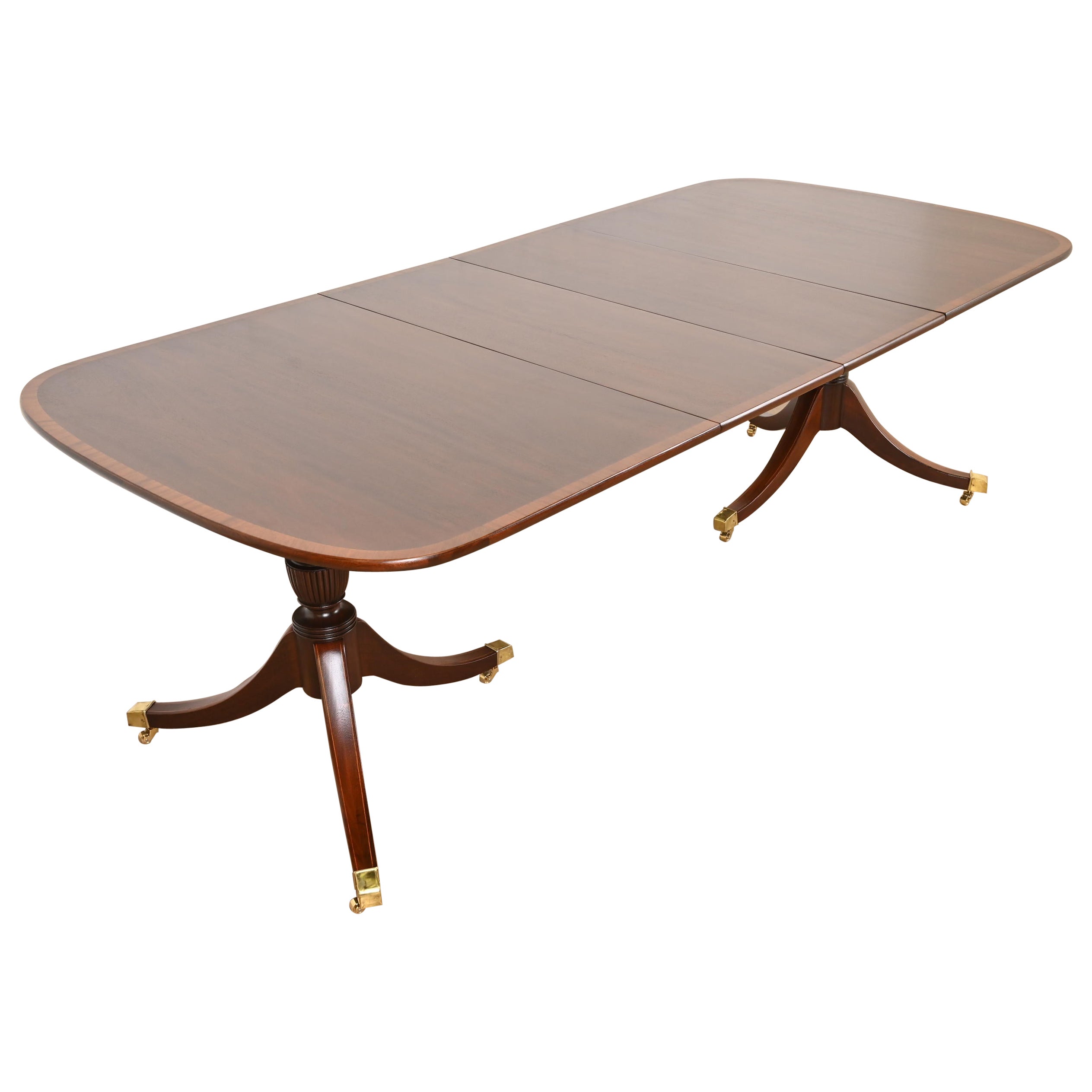 Baker Furniture Style Georgian Banded Mahogany Pedestal Dining Table, Refinished For Sale