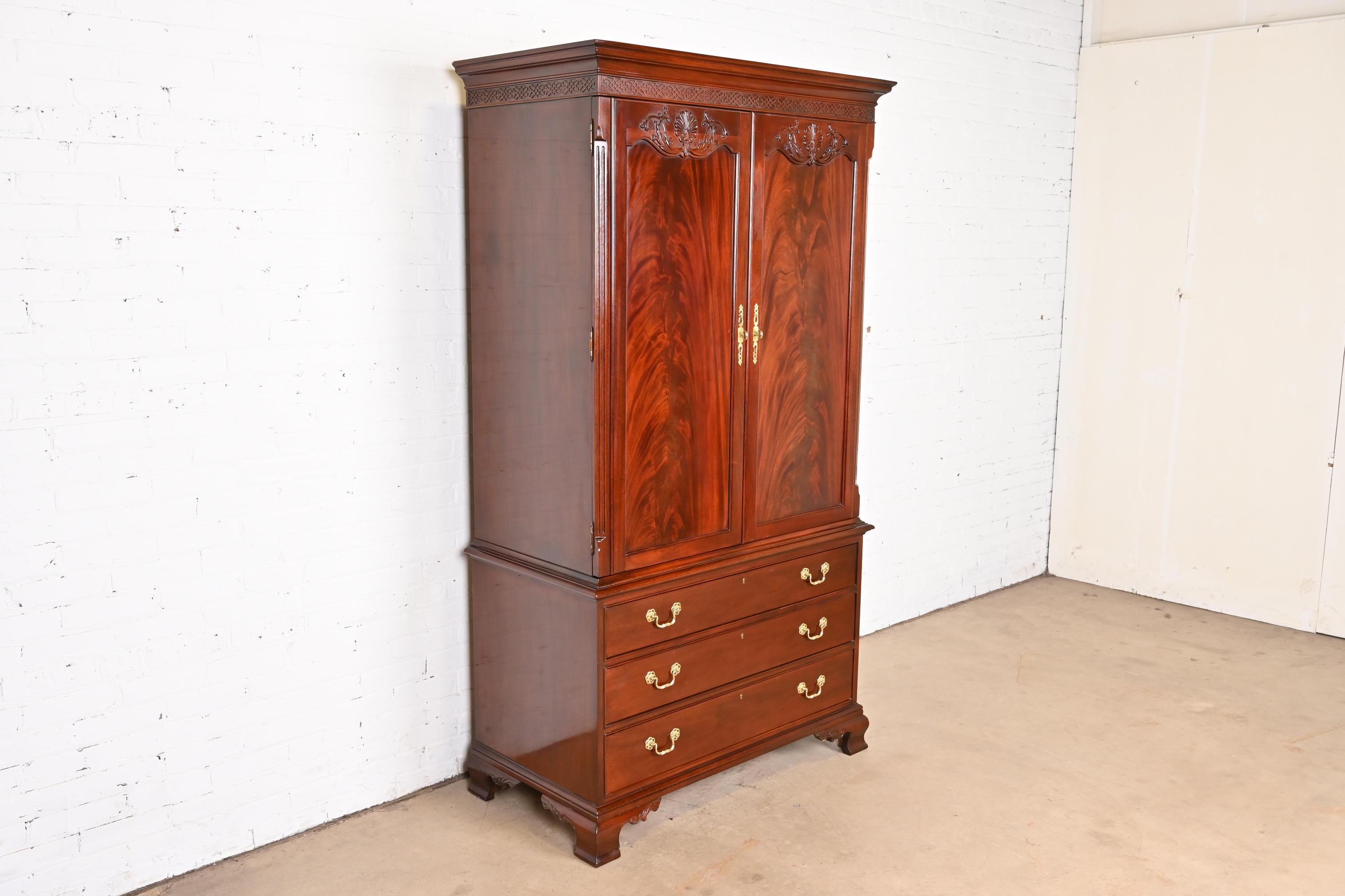 Brass Baker Furniture Style Georgian Carved Flame Mahogany Armoire Dresser For Sale