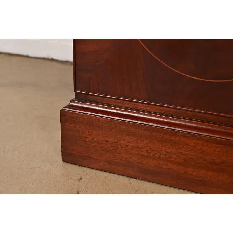 Baker Furniture Style Georgian Carved Flame Mahogany Breakfront Bookcase Cabinet For Sale 6