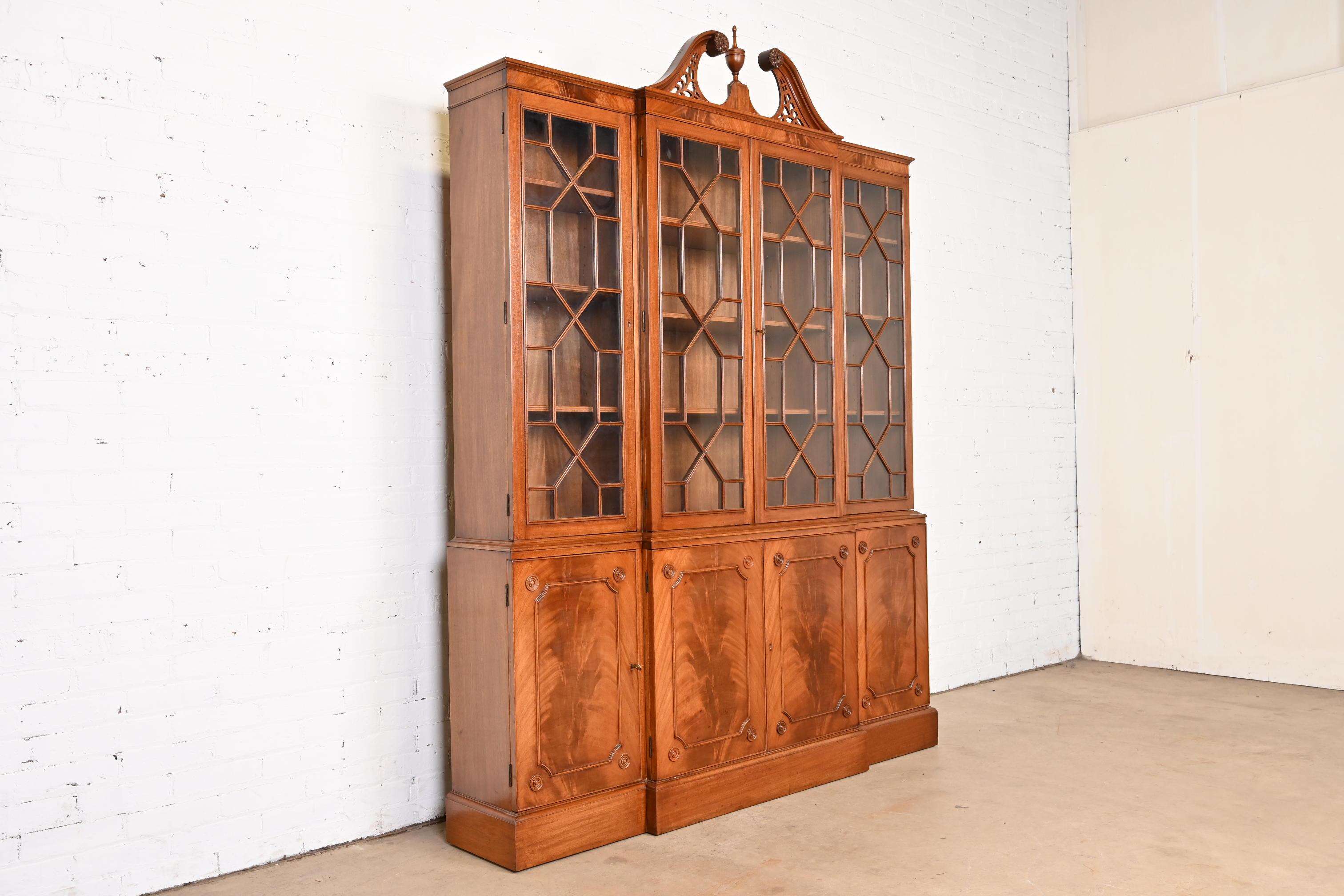 Baker Furniture Style Georgian Carved Flame Mahogany Breakfront Bookcase Cabinet In Good Condition For Sale In South Bend, IN