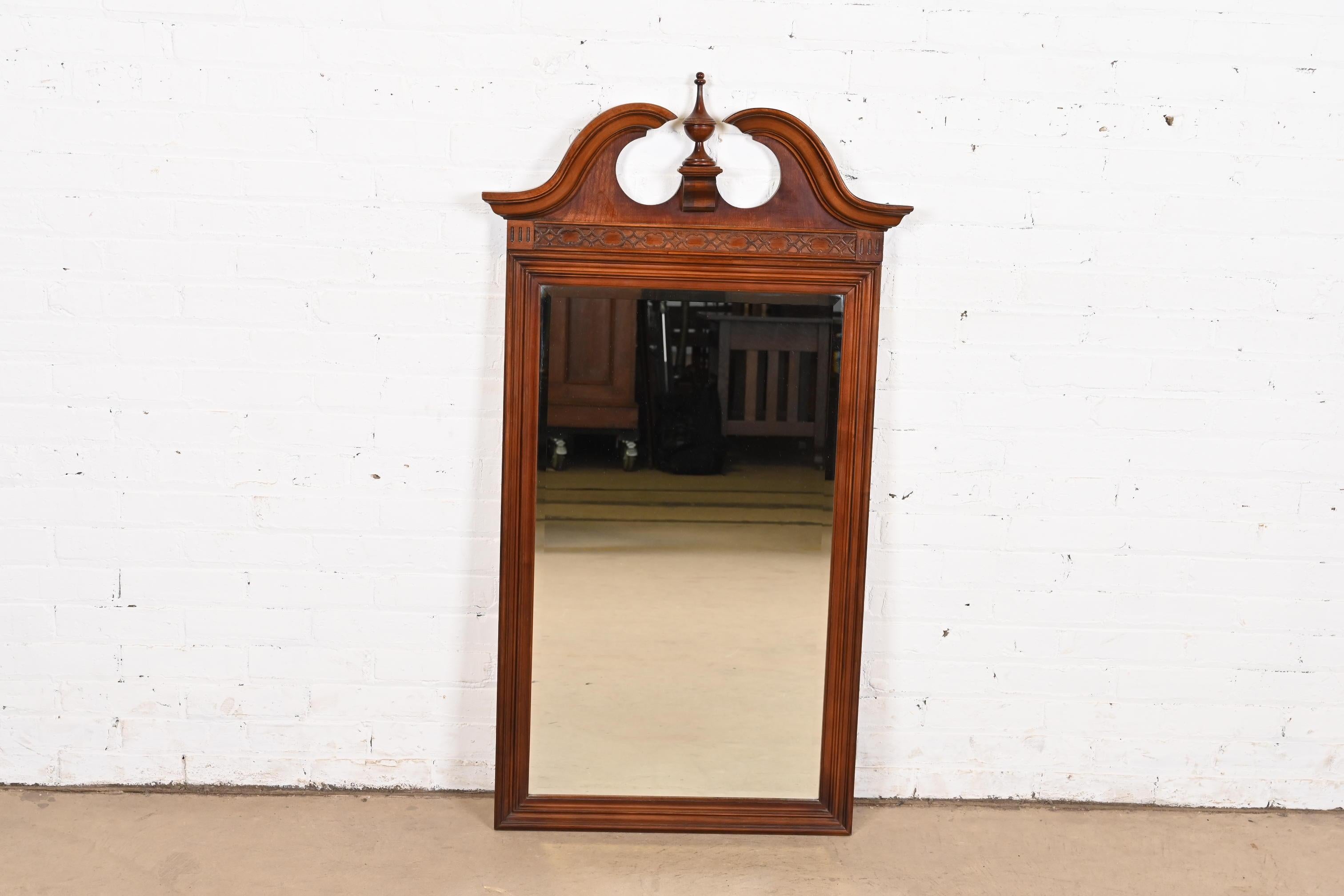 American Baker Furniture Style Georgian Carved Mahogany Framed Wall Mirror