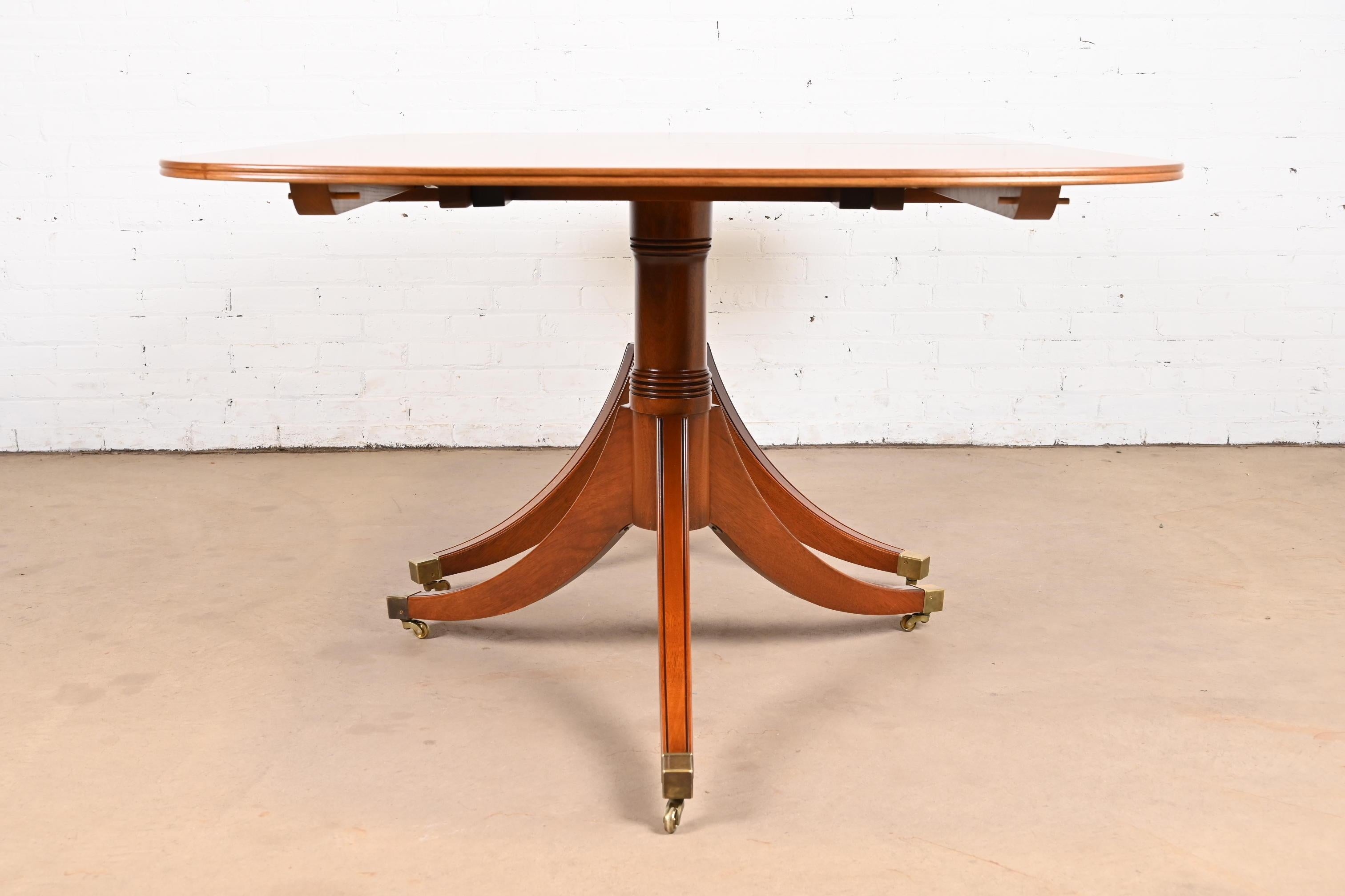 Baker Furniture Style Georgian Cherry Double Pedestal Dining Table, Refinished For Sale 7
