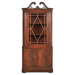 Baker Furniture Style Georgian Flame Mahogany Corner Cabinet, Circa 1940s
