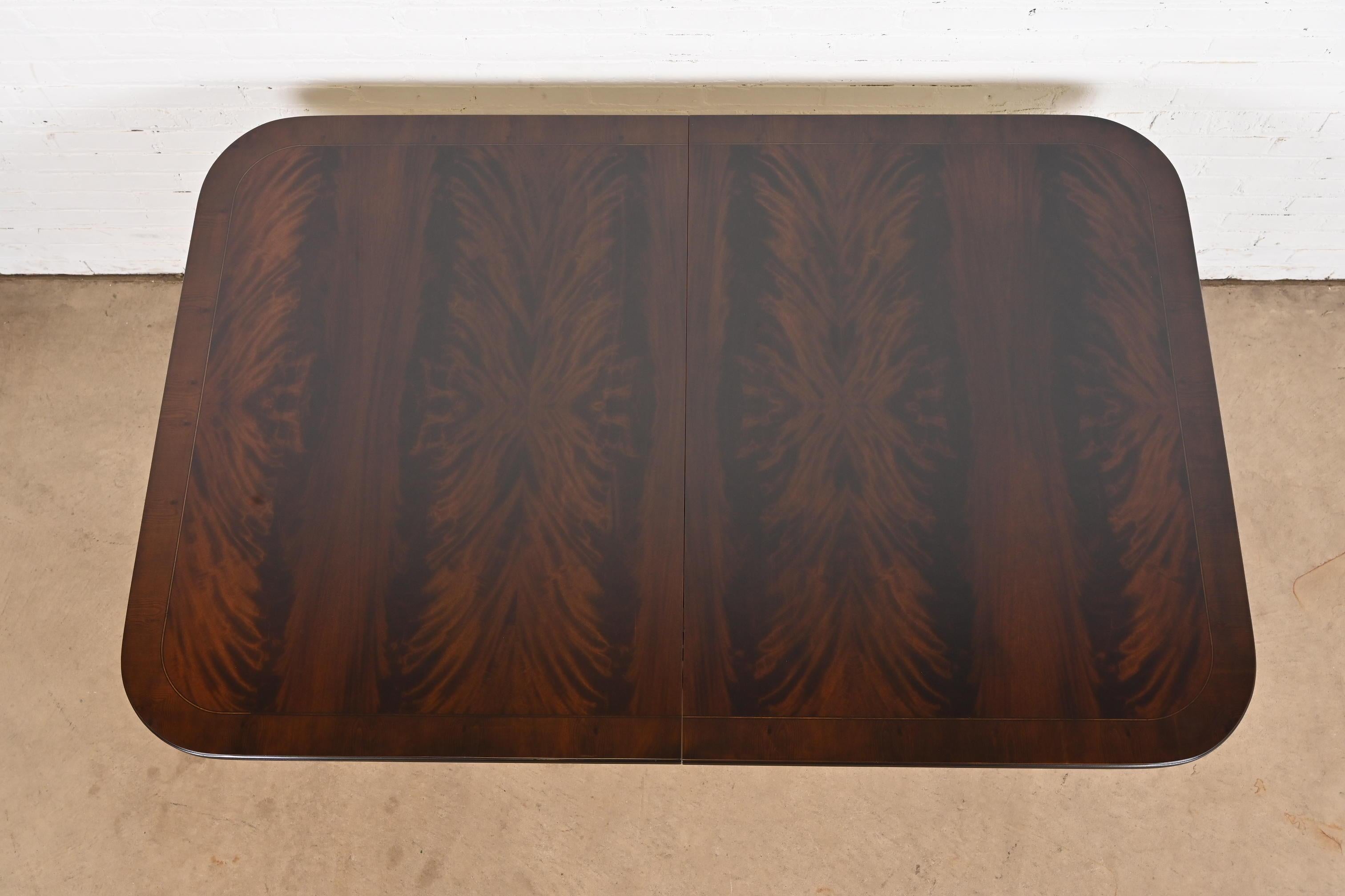 Brass Baker Furniture Style Georgian Flame Mahogany Double Pedestal Dining Table