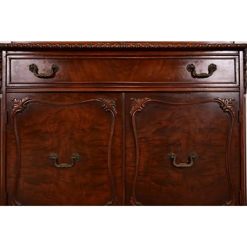 Mobile Baker in stile georgiano in mogano, armadio libreria a scomparsa, CIRCA 1960 in vendita 2