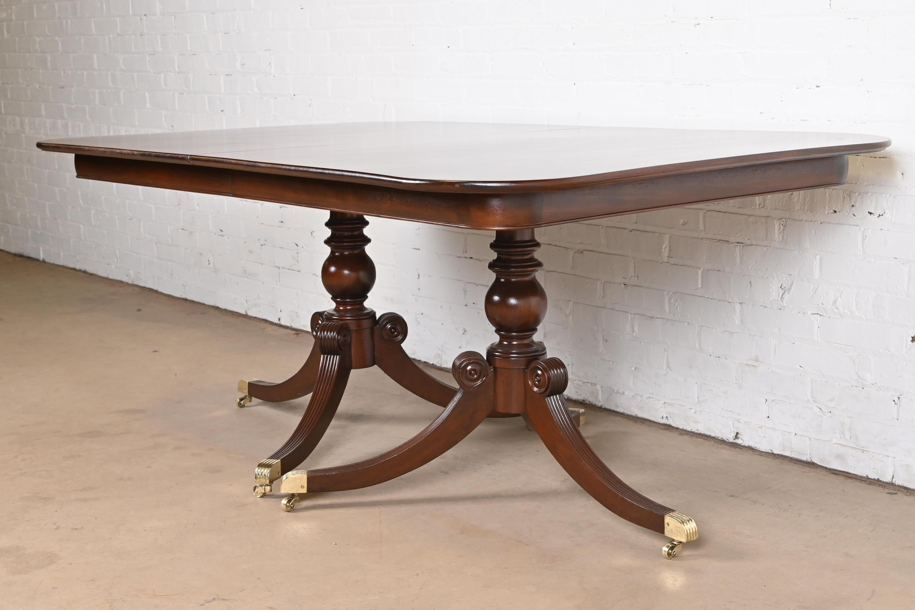 Baker Furniture Style Georgian Mahogany Double Pedestal Dining Table, Refinished For Sale 6