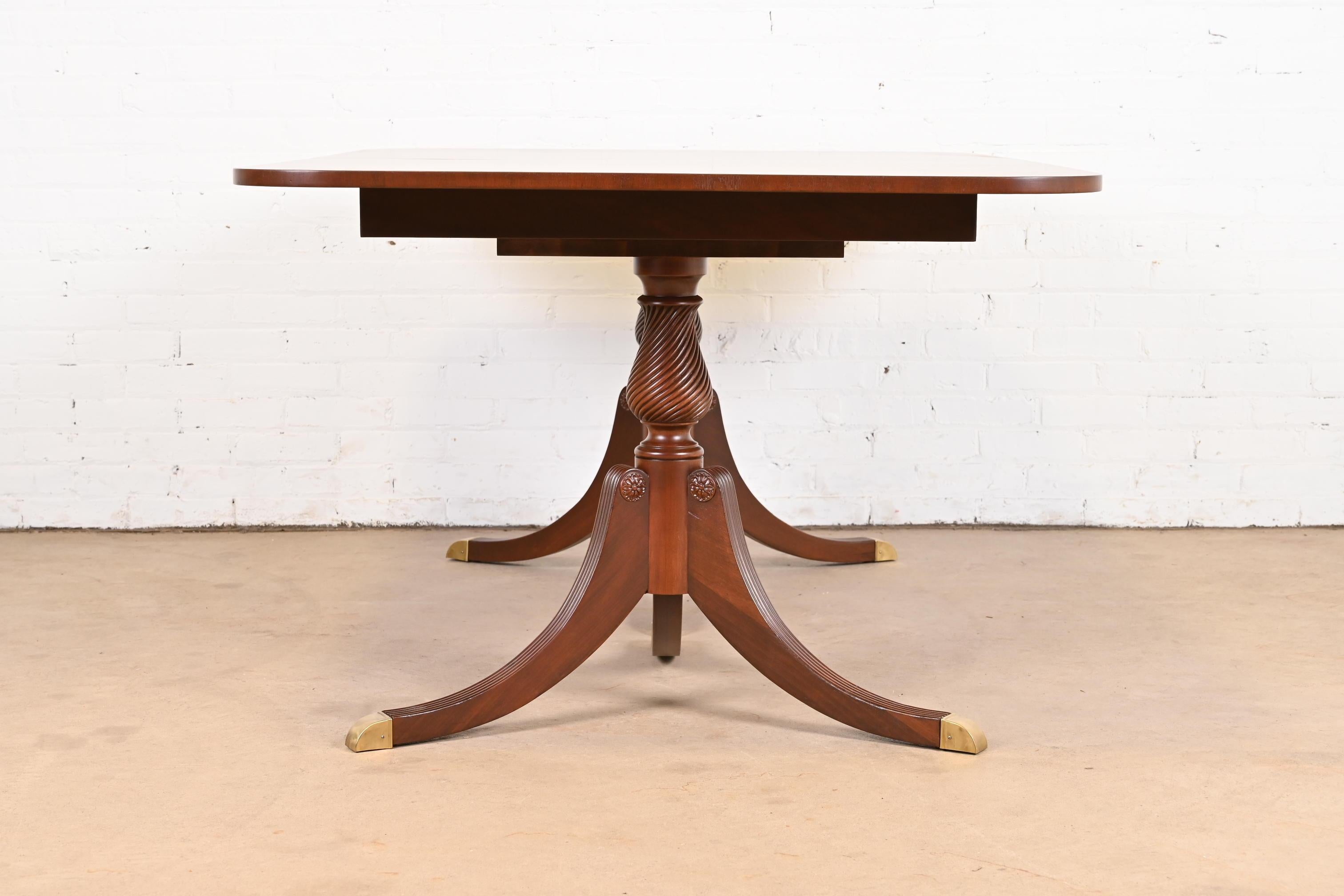 Baker Furniture Style Georgian Mahogany Double Pedestal Dining Table, Refinished For Sale 10