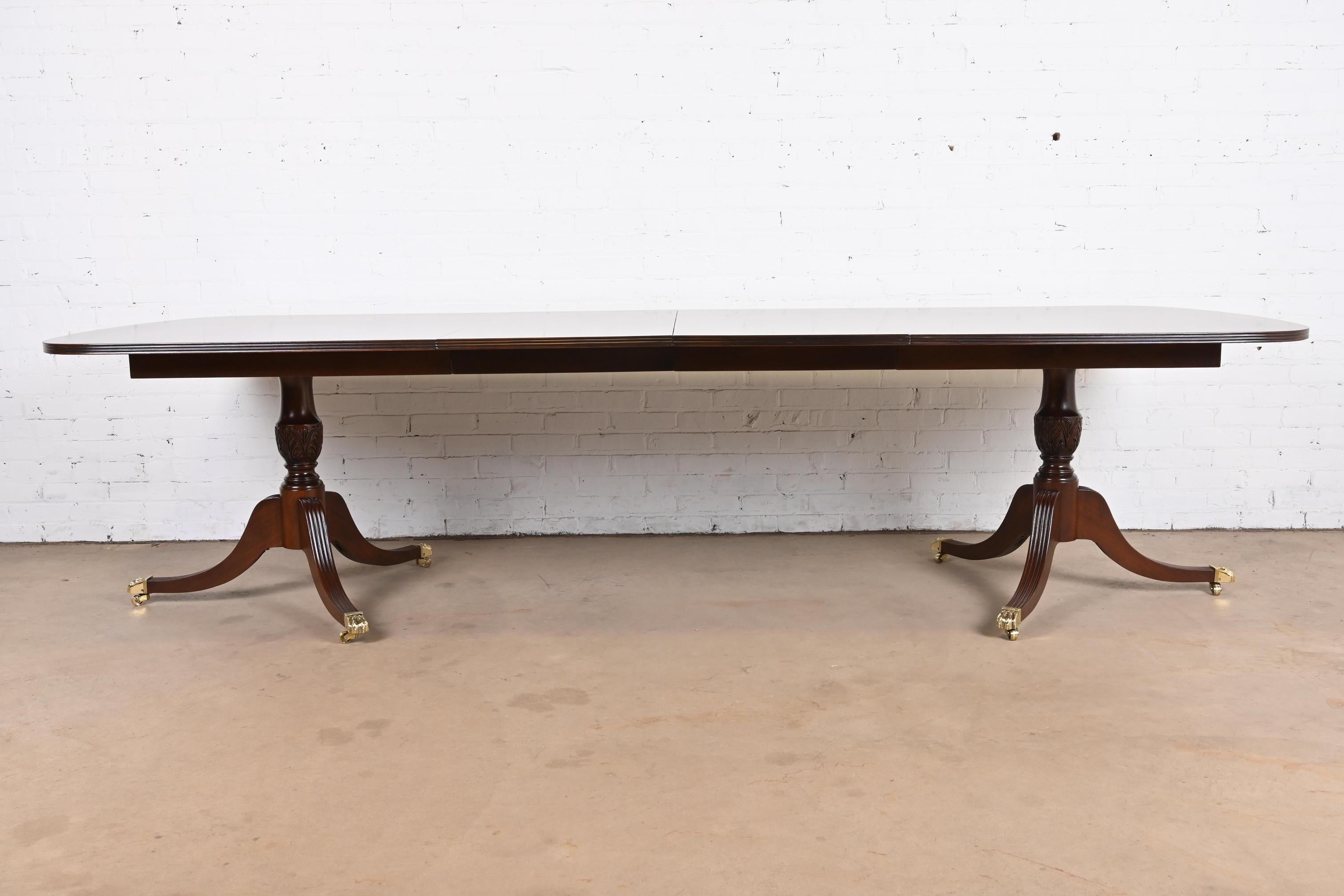American Baker Furniture Style Georgian Mahogany Double Pedestal Dining Table, Refinished For Sale