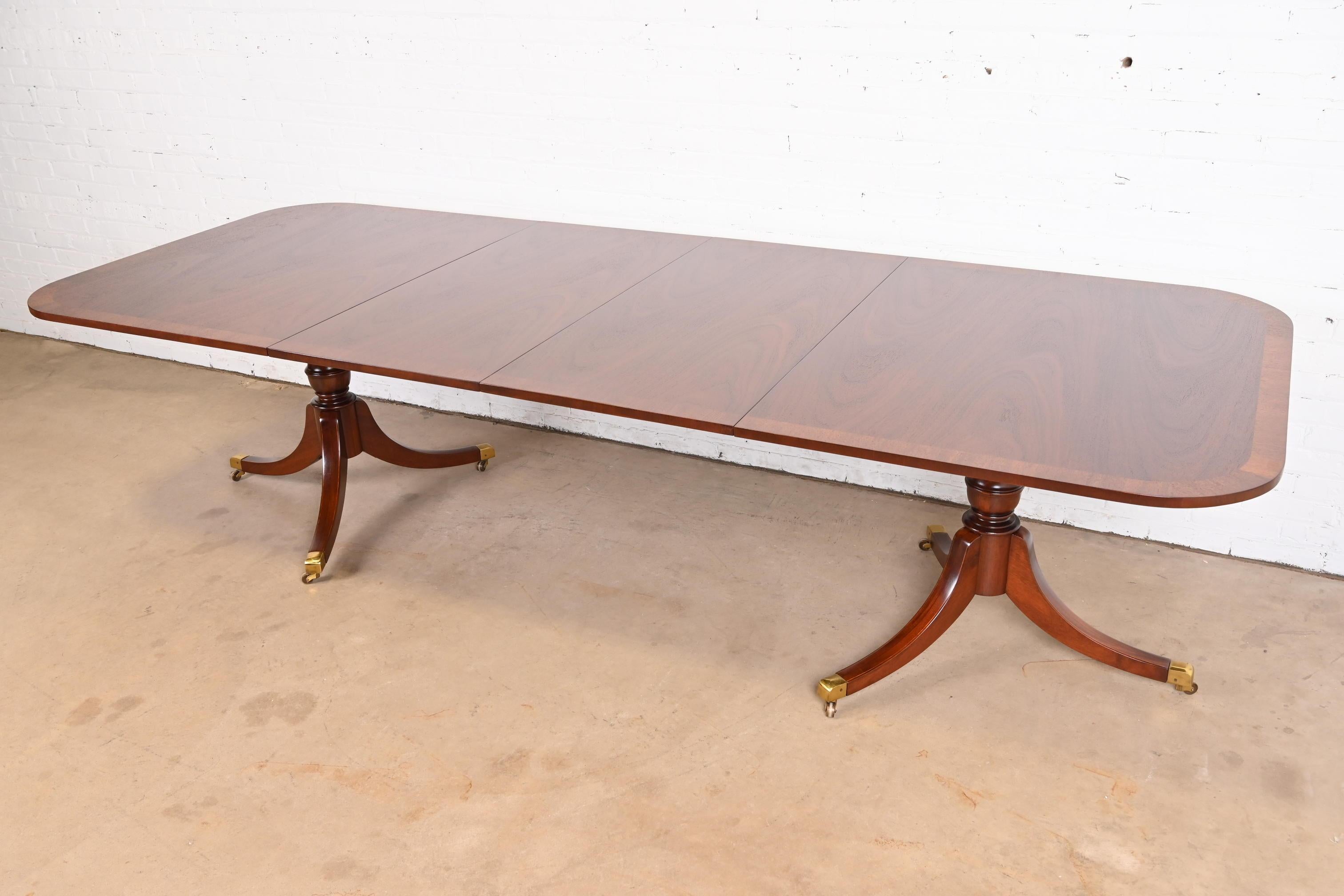 Baker Furniture Style Georgian Mahogany Double Pedestal Dining Table, Refinished In Good Condition For Sale In South Bend, IN