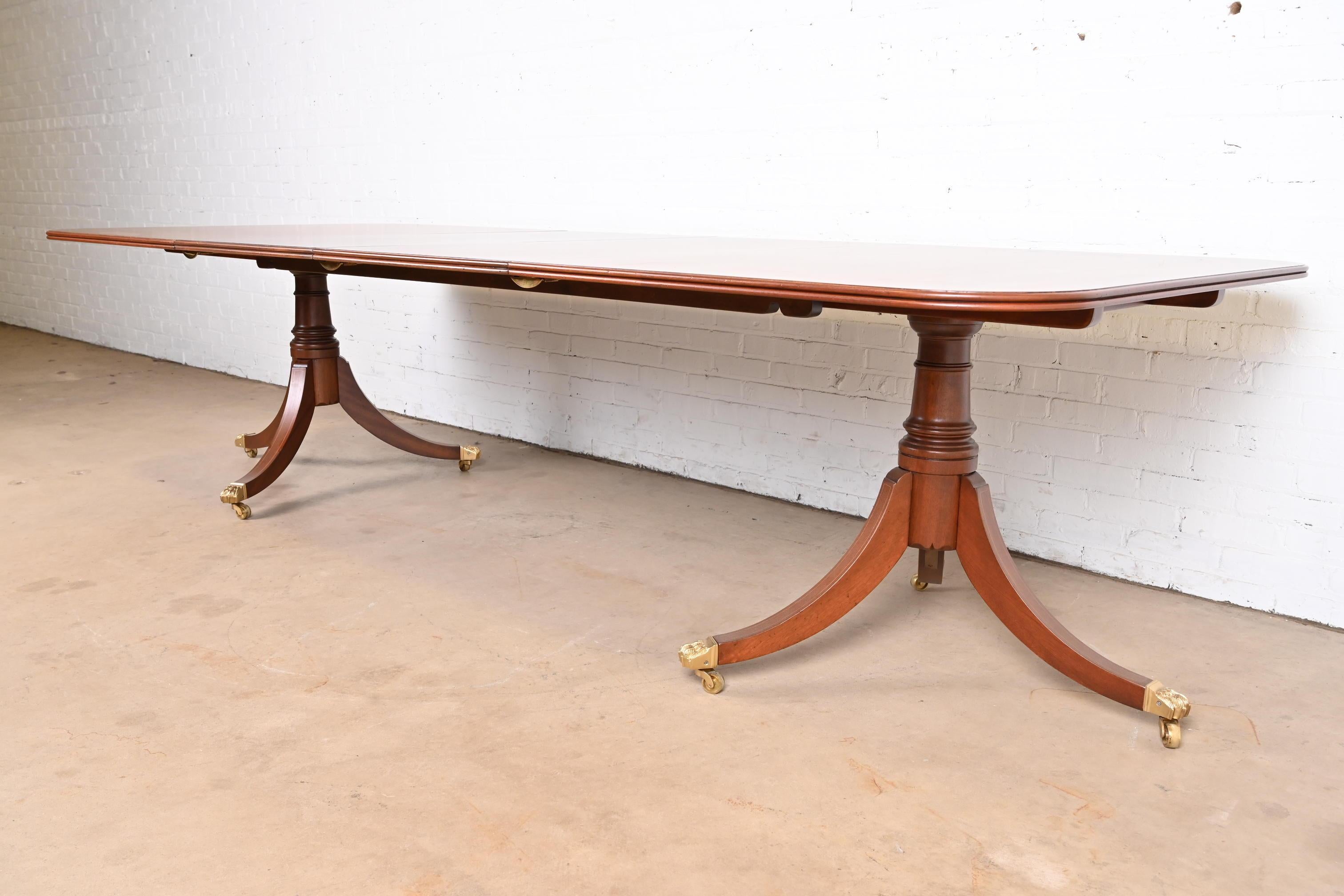 Mid-20th Century Baker Furniture Style Georgian Mahogany Double Pedestal Dining Table, Refinished For Sale