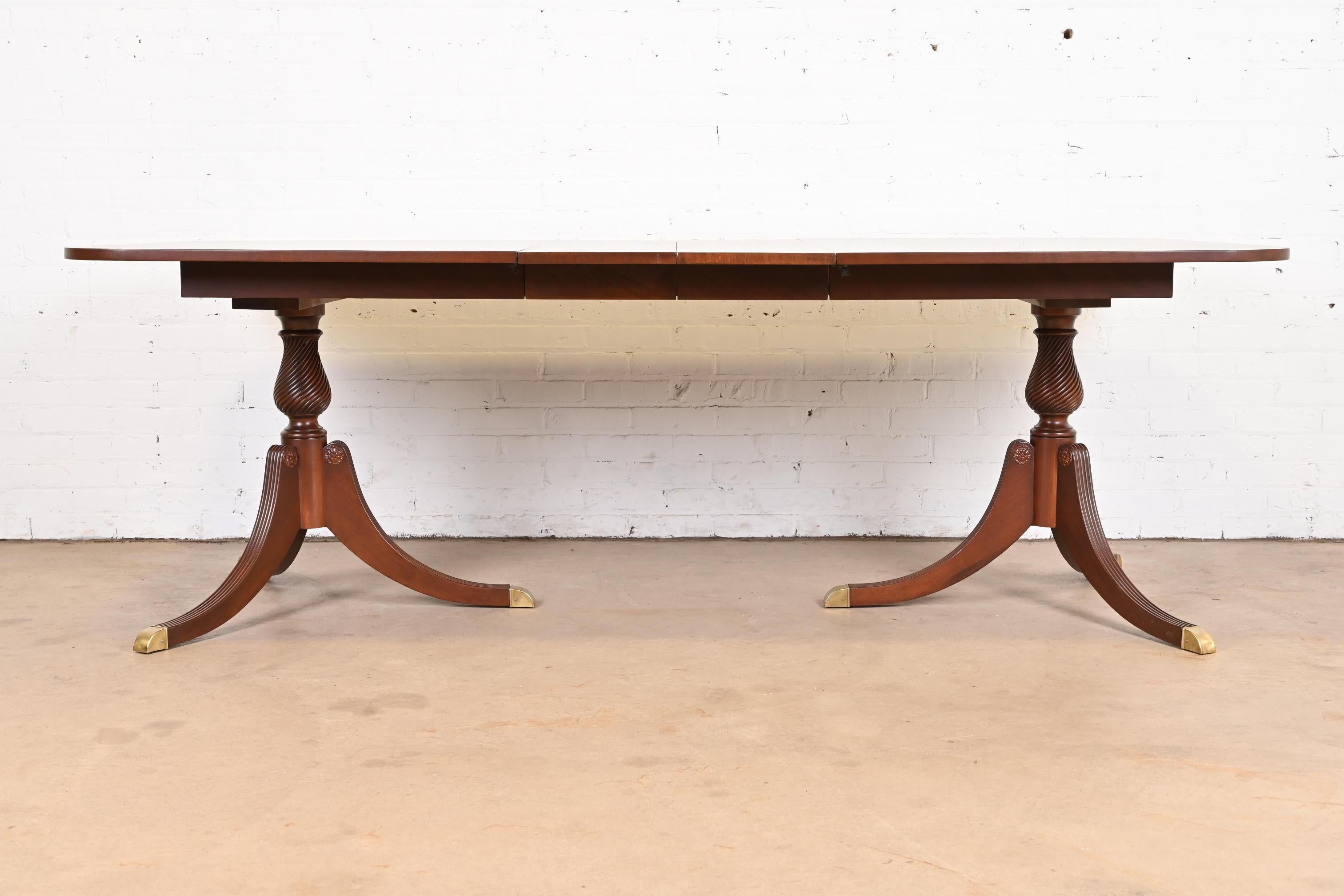 Baker Furniture Style Georgian Mahogany Double Pedestal Dining Table, Refinished For Sale 3