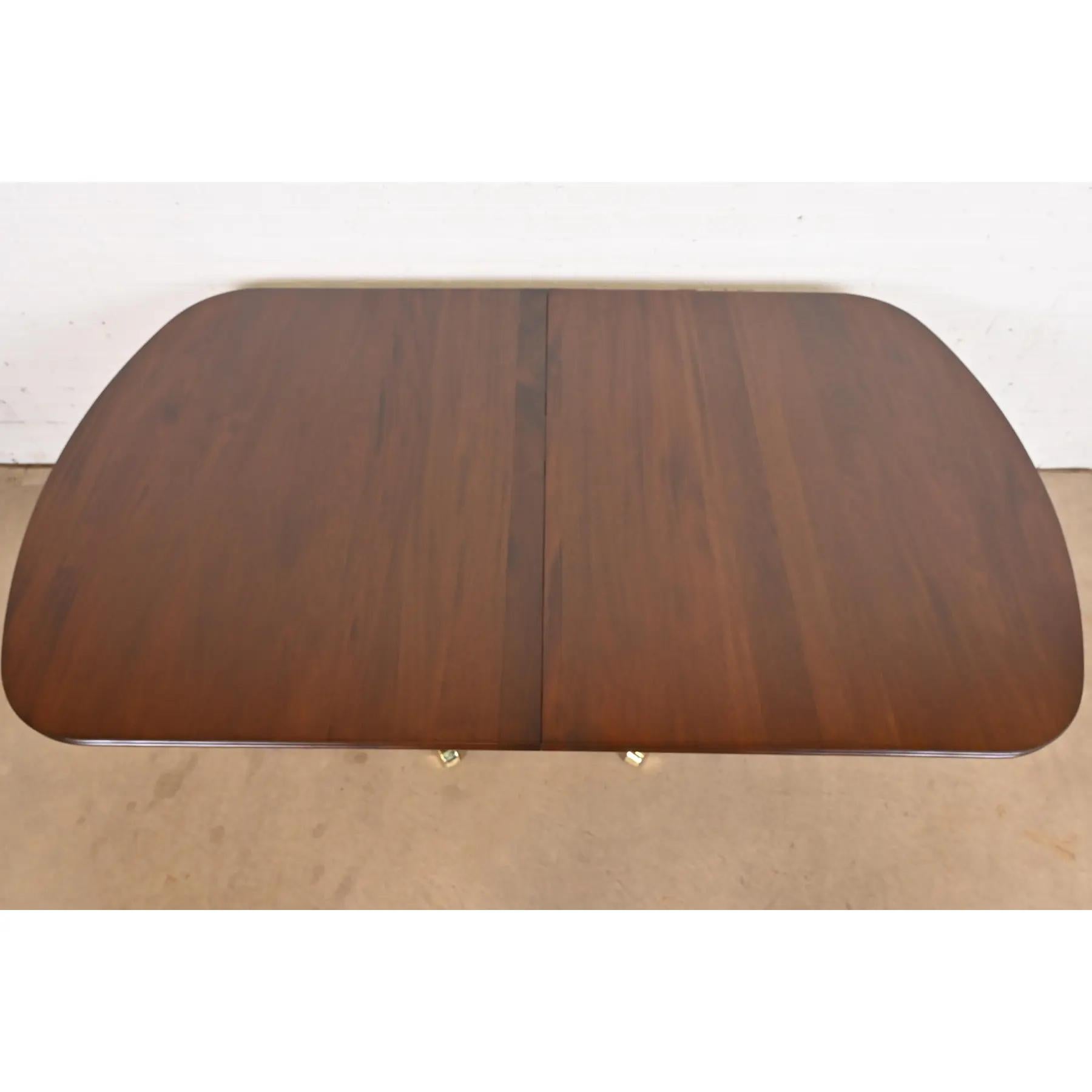 Baker Furniture Style Georgian Mahogany Extension Dining Table, Refinished For Sale 4