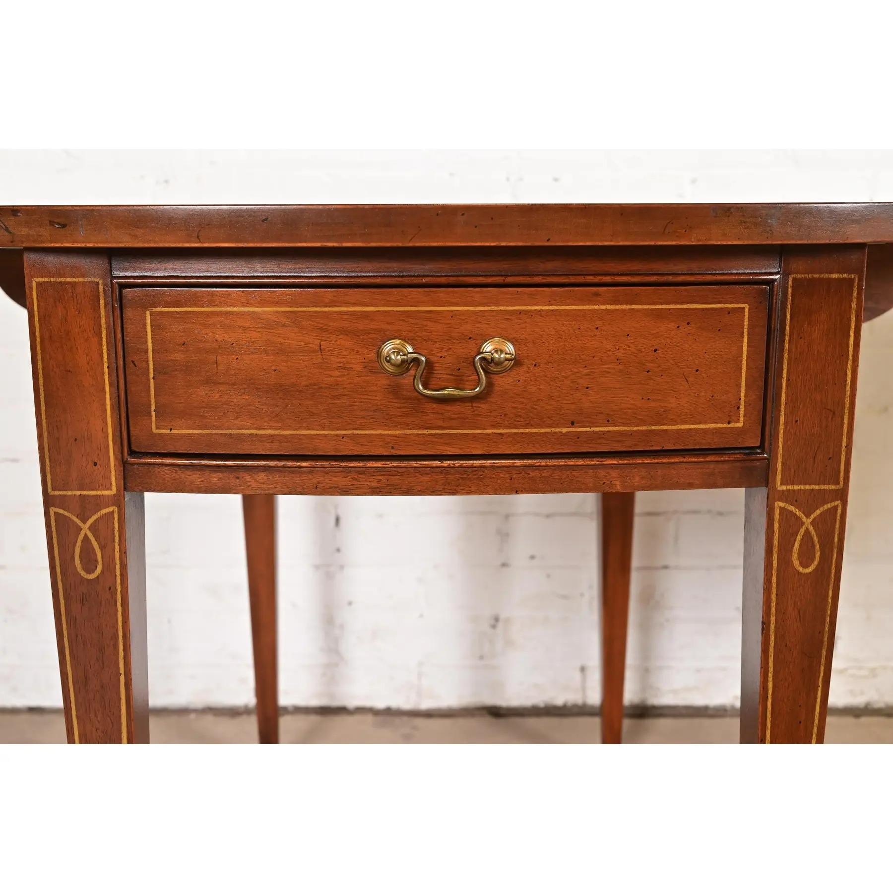 Baker Furniture Style Mahogany Drop Leaf Pembroke Side Tables, Pair For Sale 3